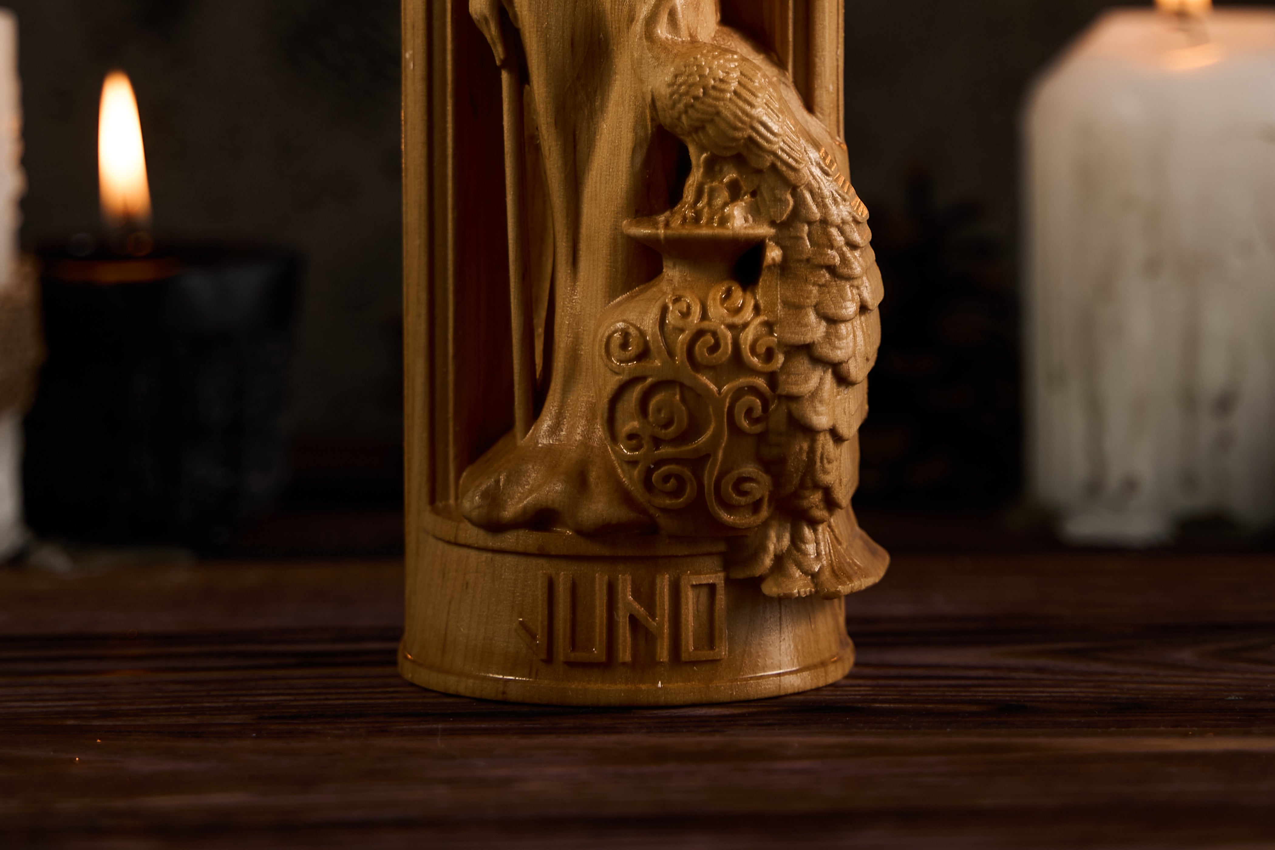 Oak Juno Roman Statue