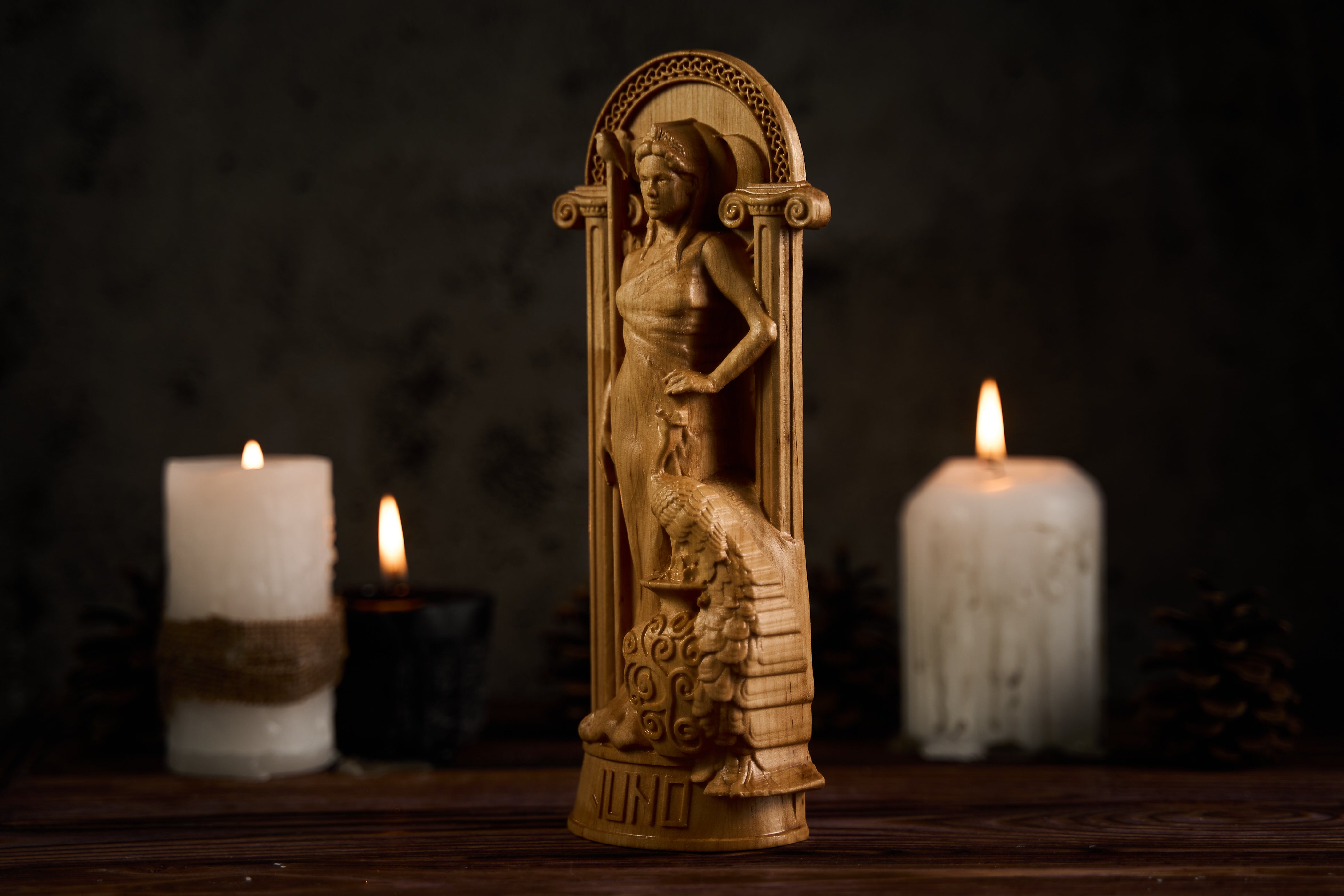 Oak Juno Roman Statue
