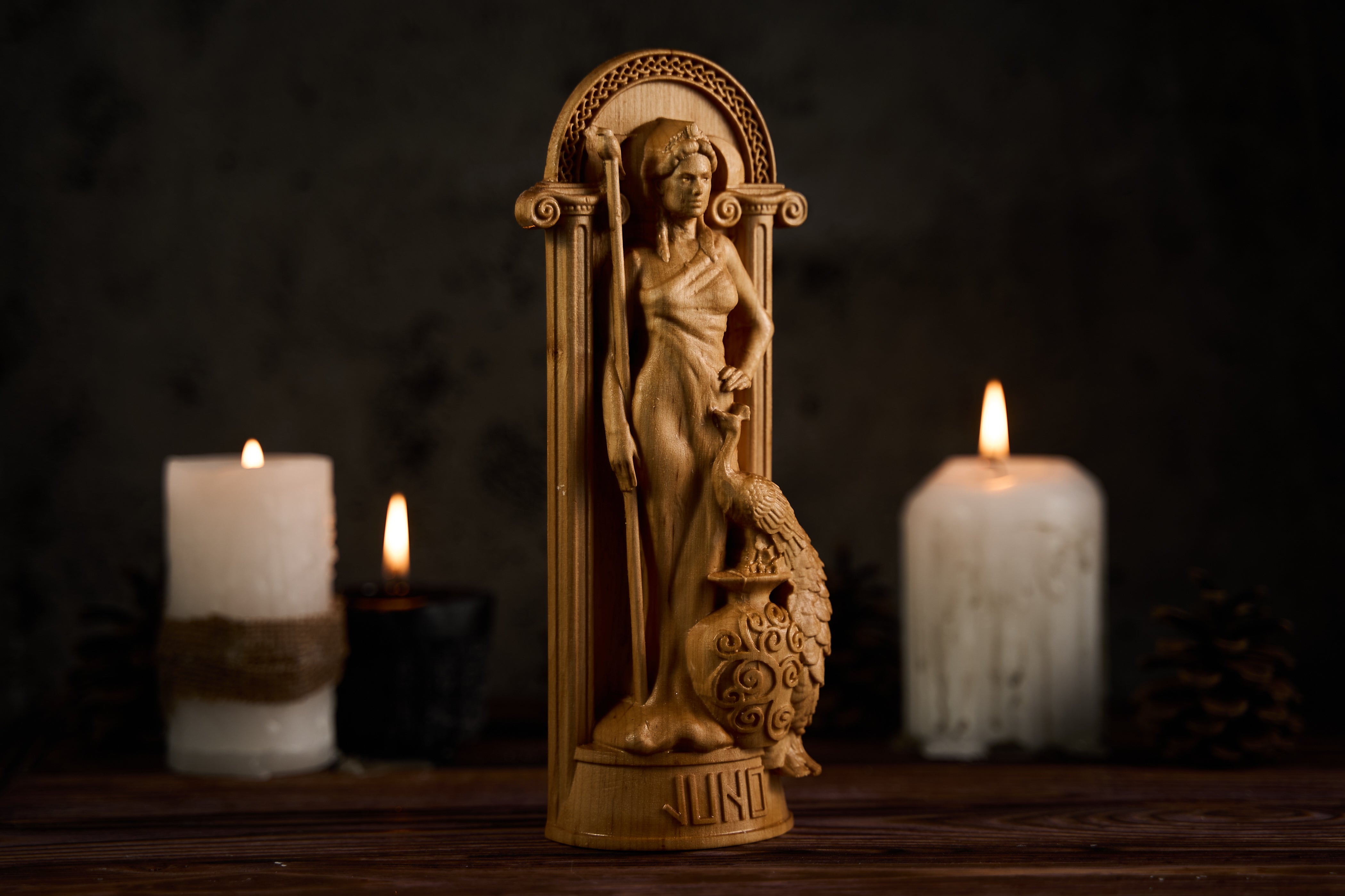Oak Juno Roman Statue