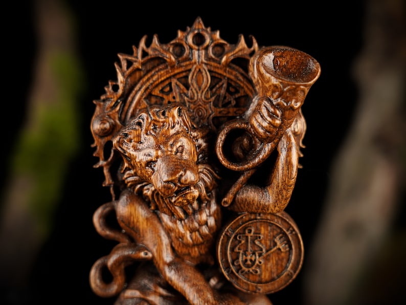Purson Goetia Statue