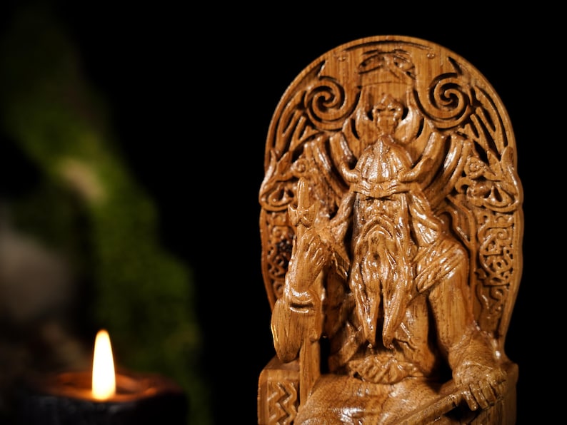 Saxnot god statue