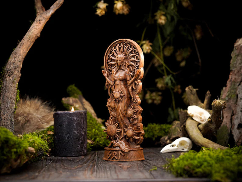 Sol goddess statue