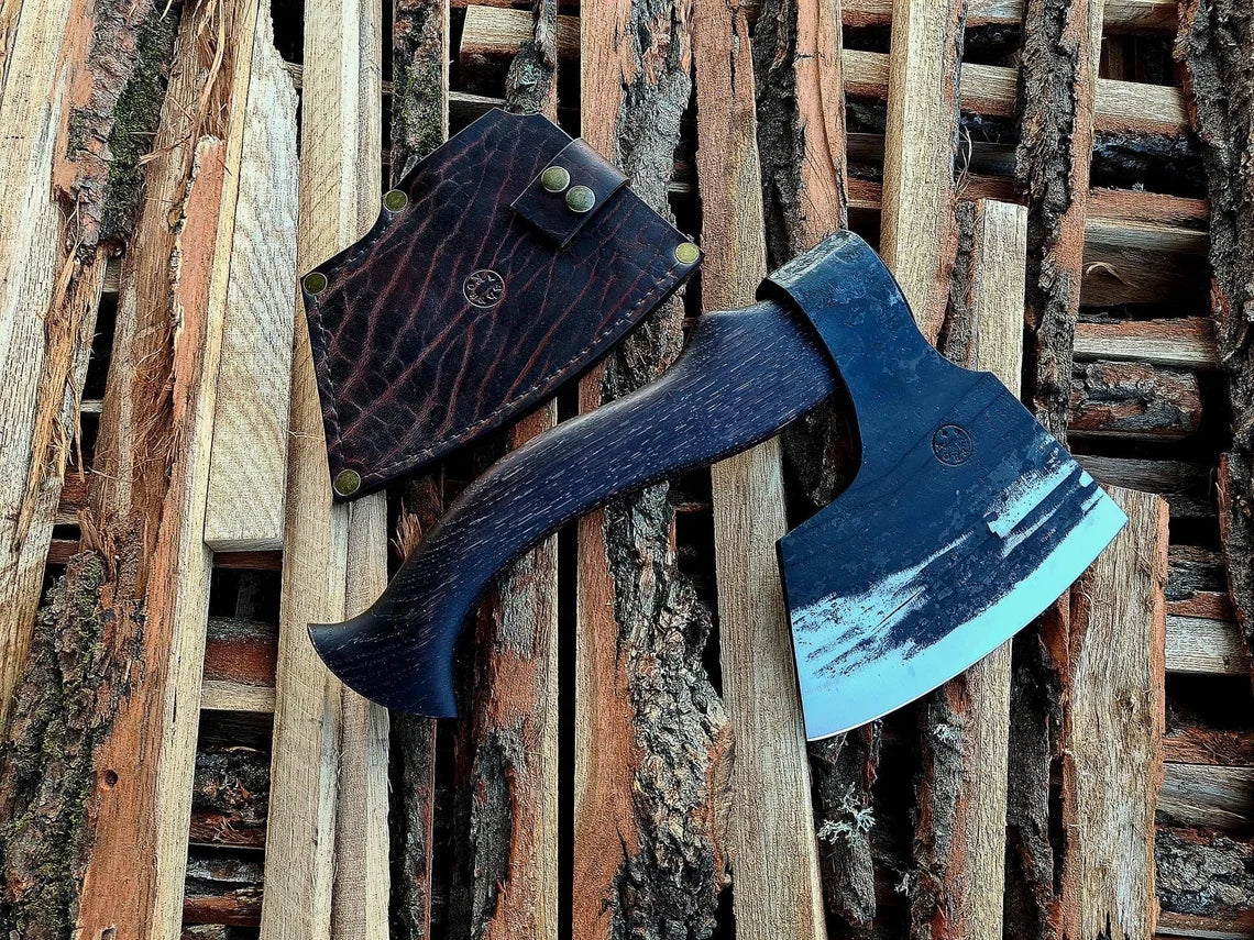 Bearded fist axe with case