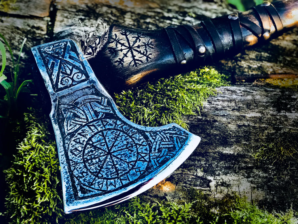 Vegvisir Forged Axe