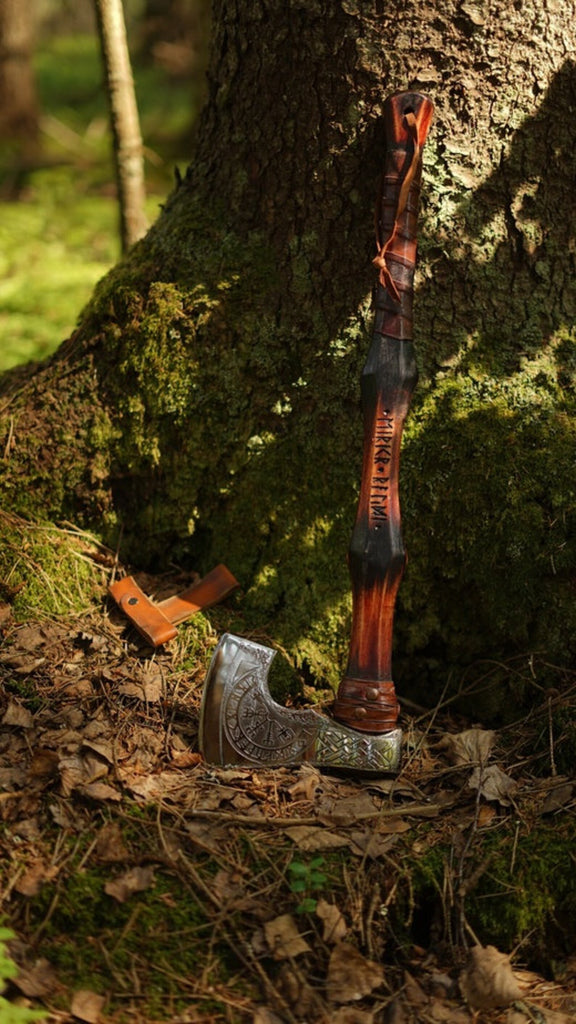 Vegvisir Norse Axe