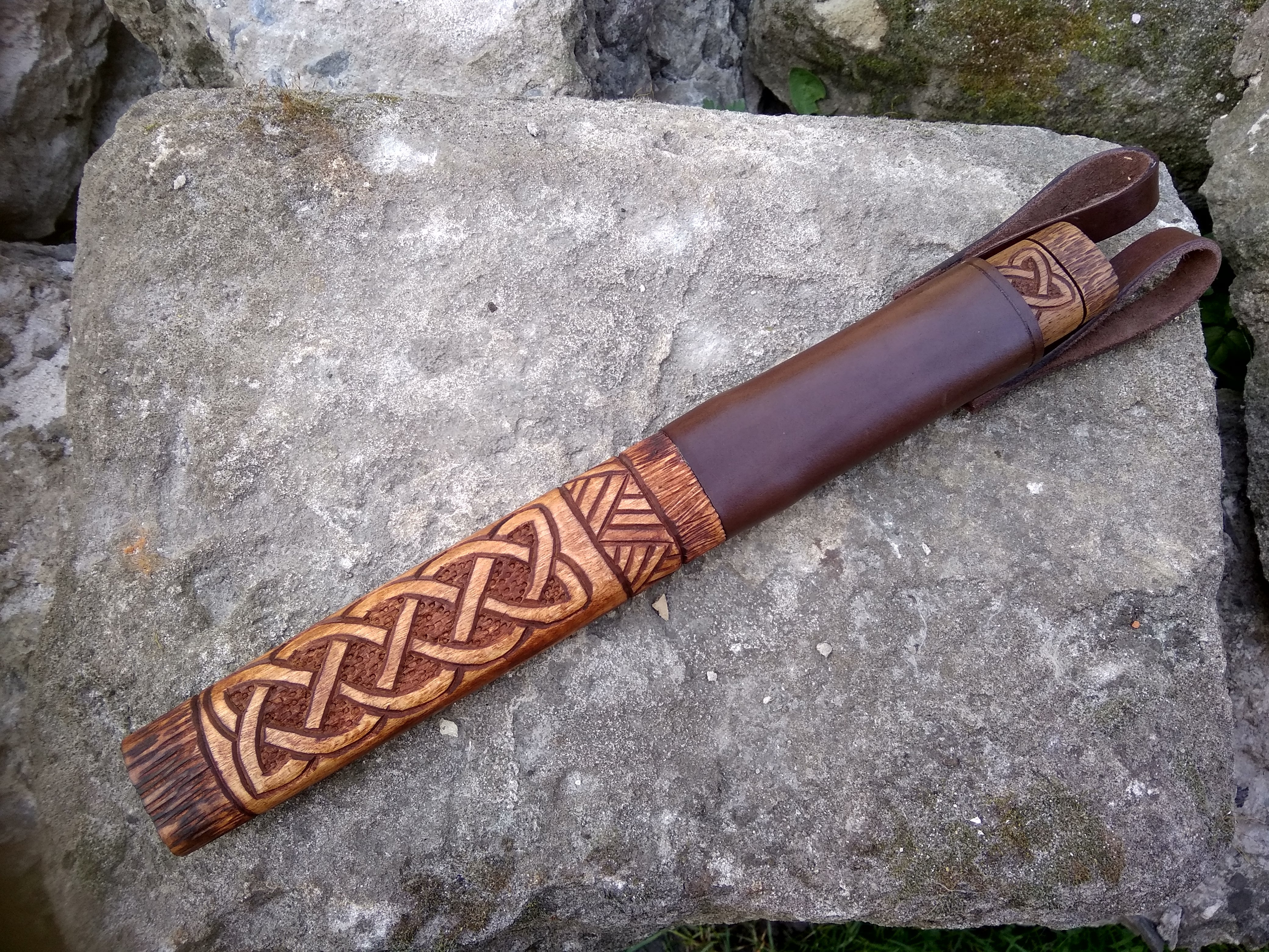 hand forged seax knife