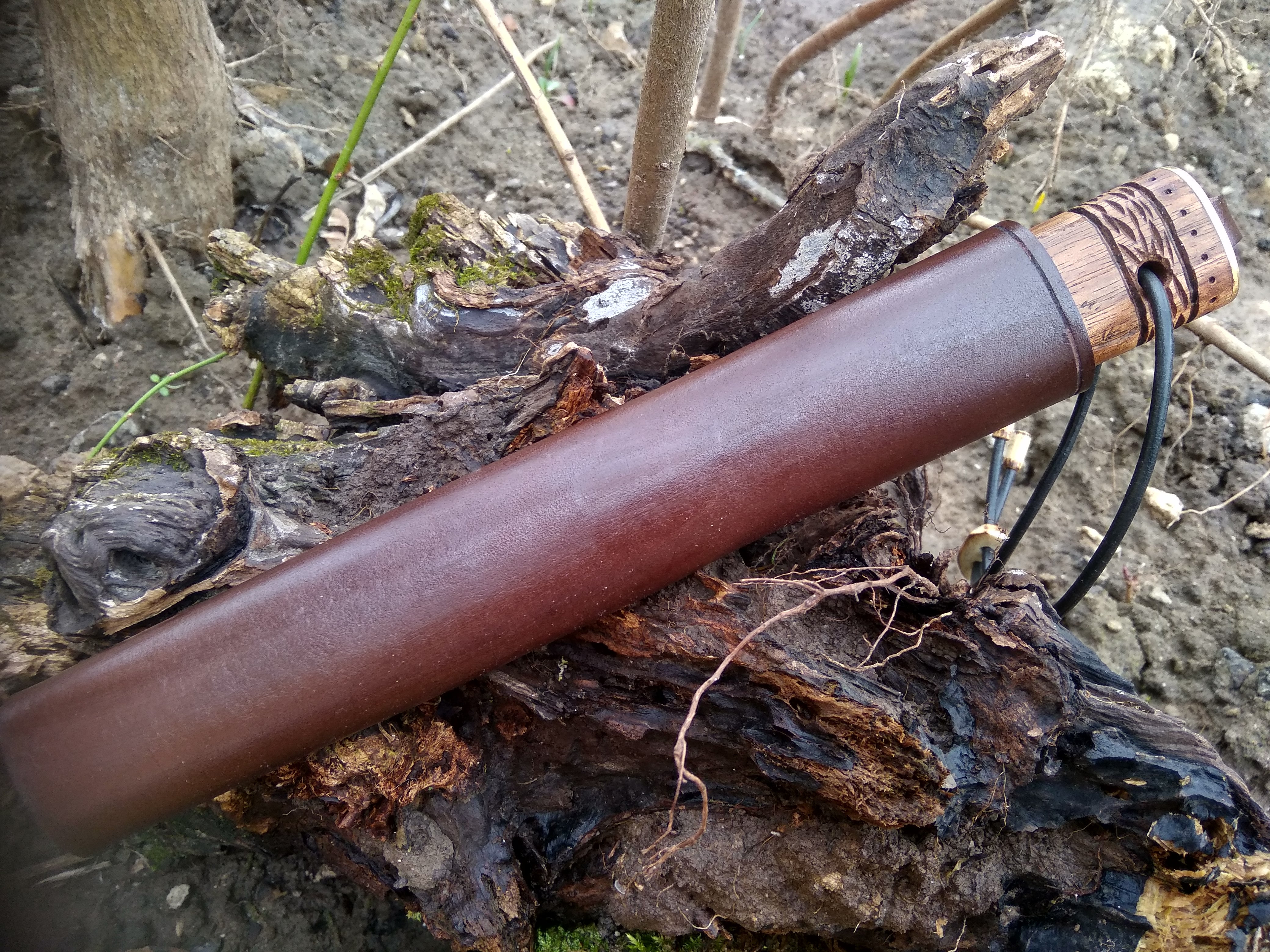 Forged knife with etching - Valhallaworld