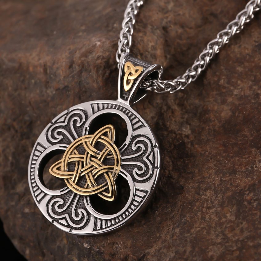Celtic Triquetra necklace