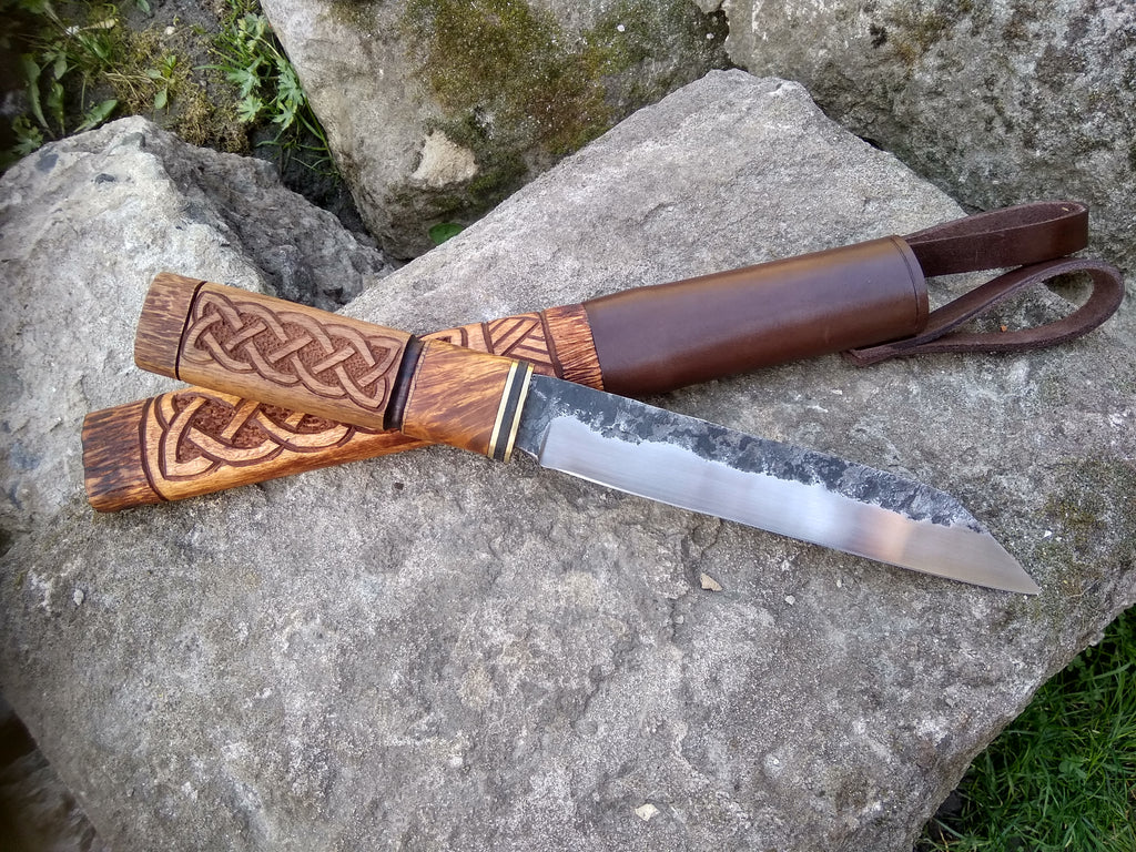 custom seax knife