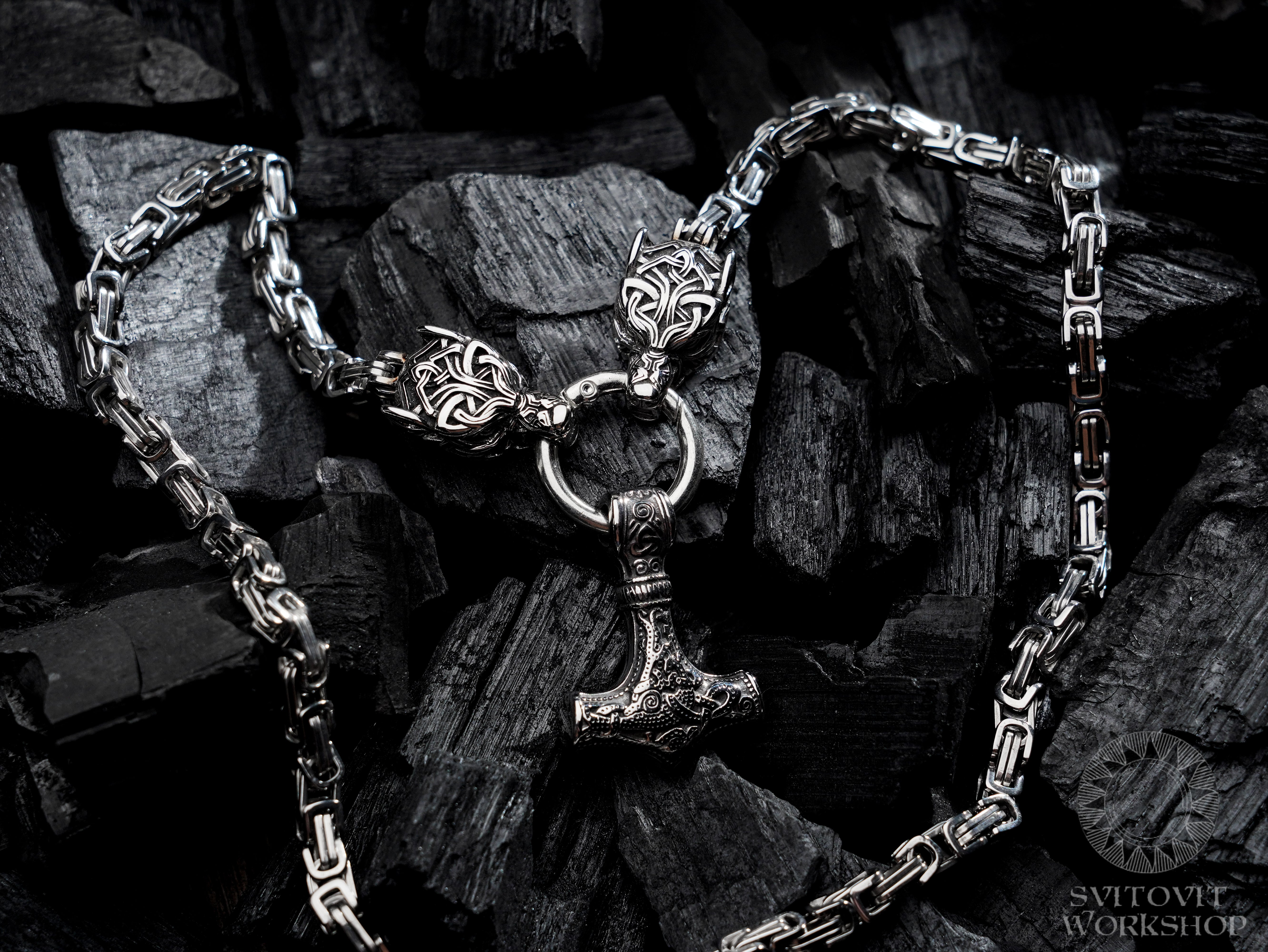 Large Mjolnir necklace • 5-7 days delivery guarantee