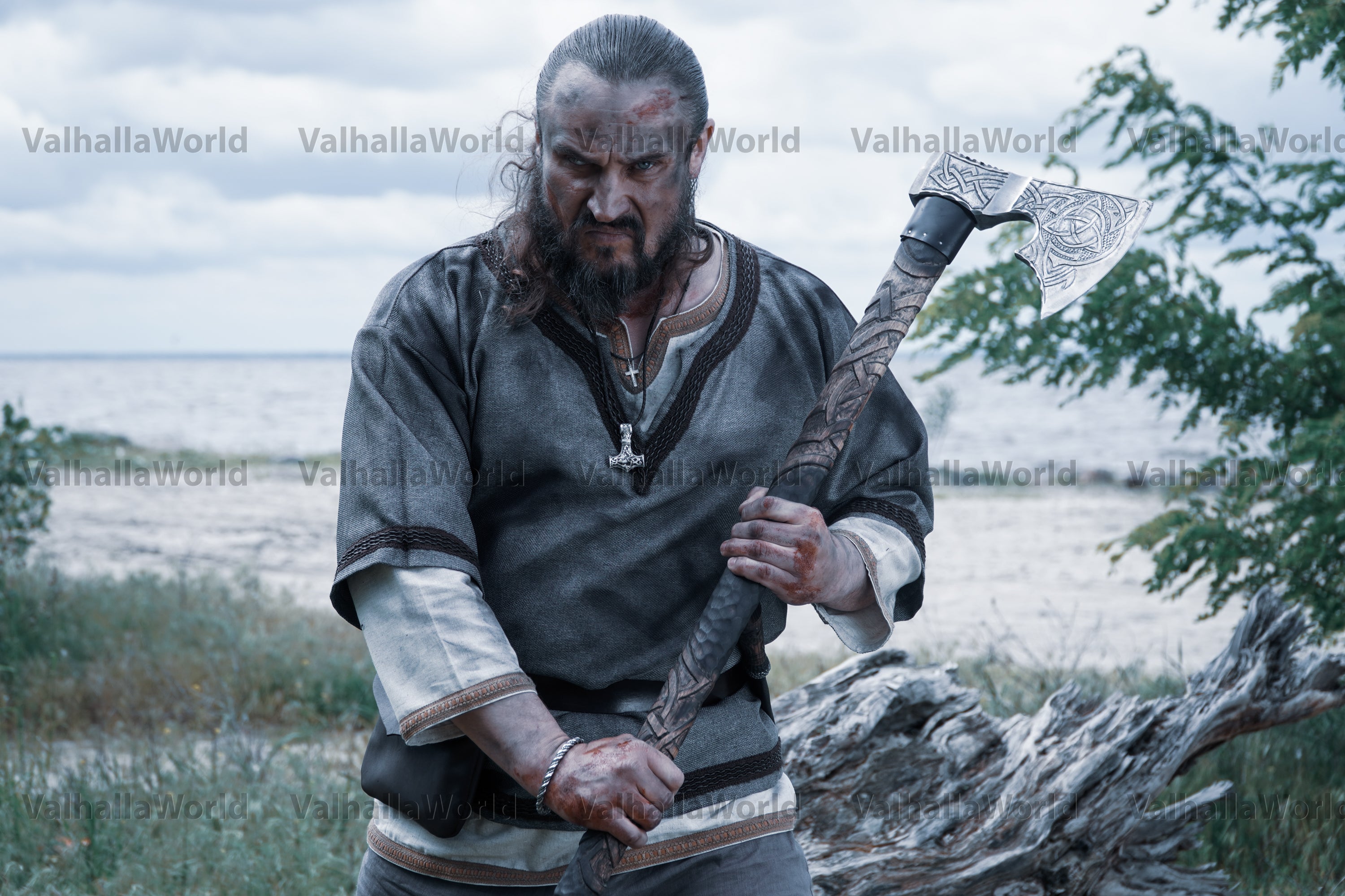 cold steel viking axe