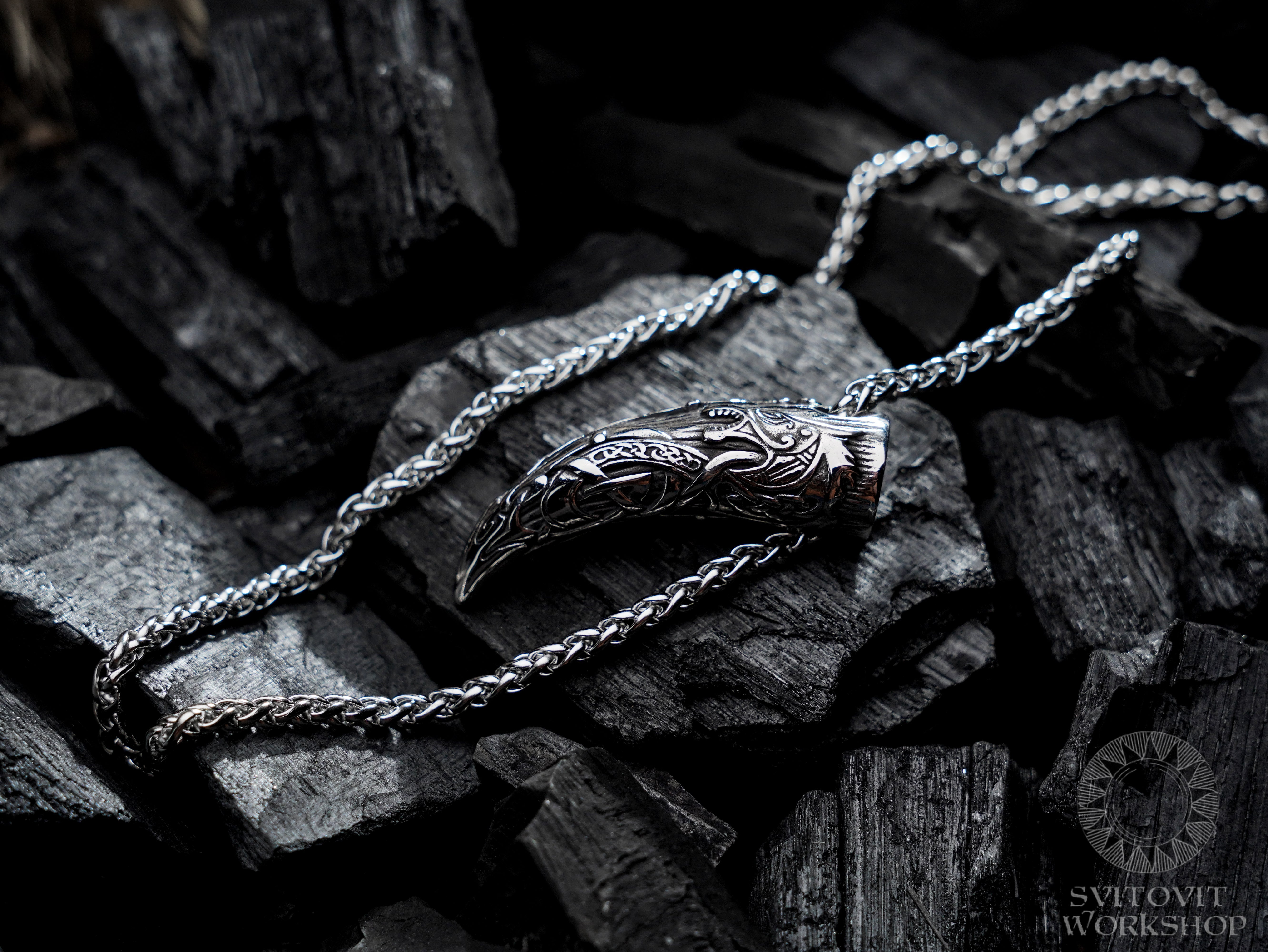 Viking horn necklace • 5-7 days delivery guarantee