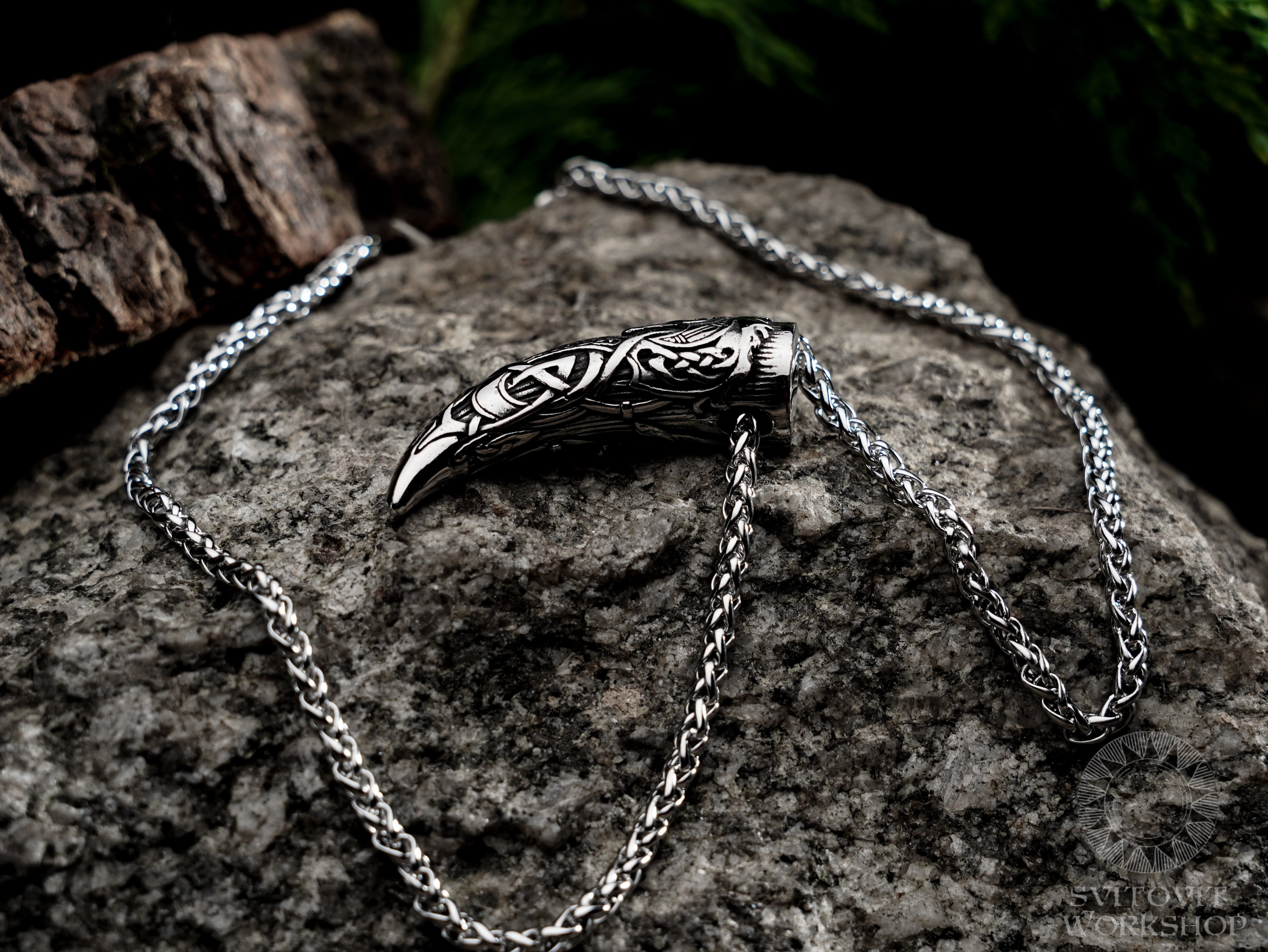 Viking horn necklace • 5-7 days delivery guarantee
