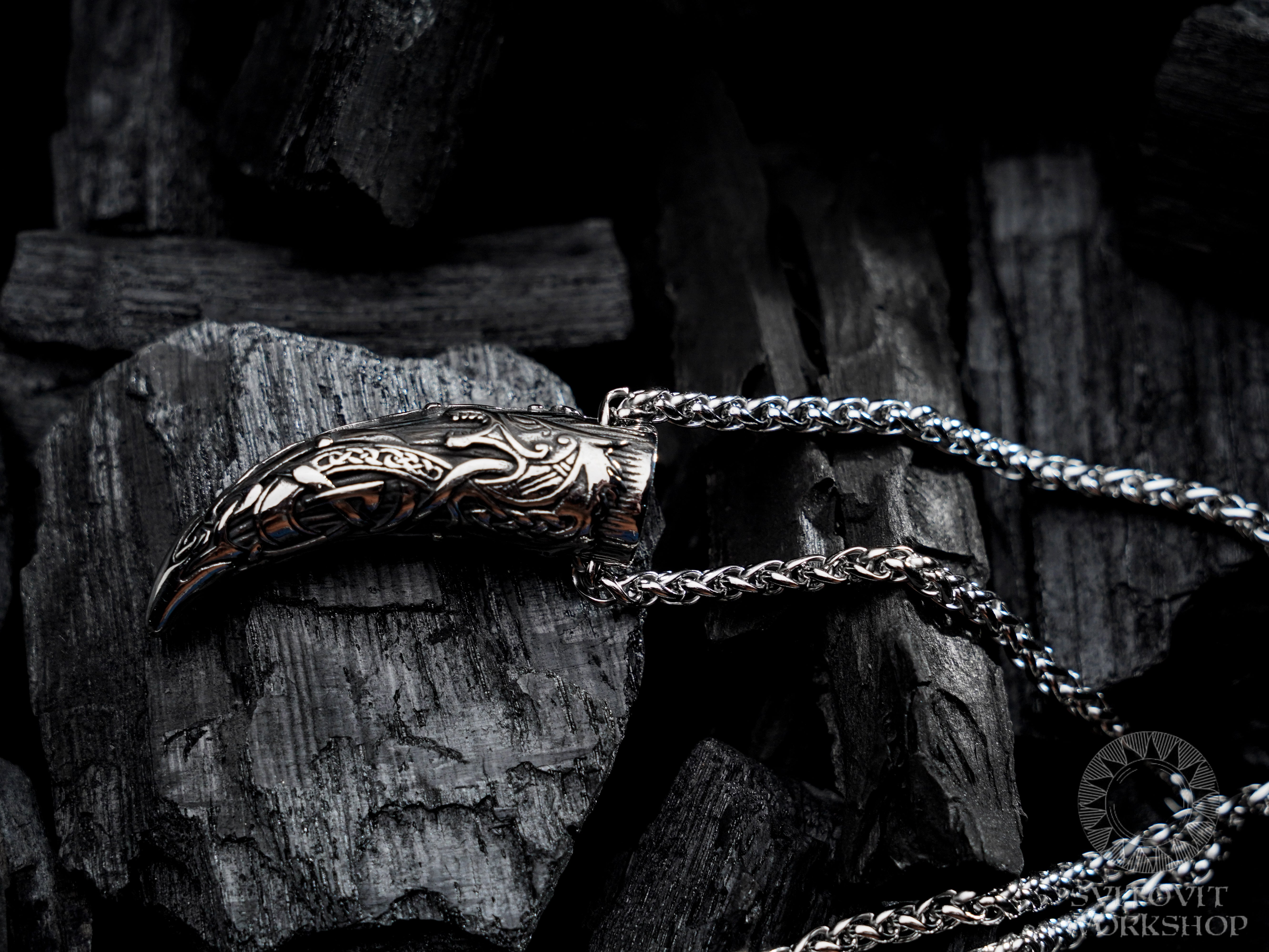 Viking horn necklace • 5-7 days delivery guarantee