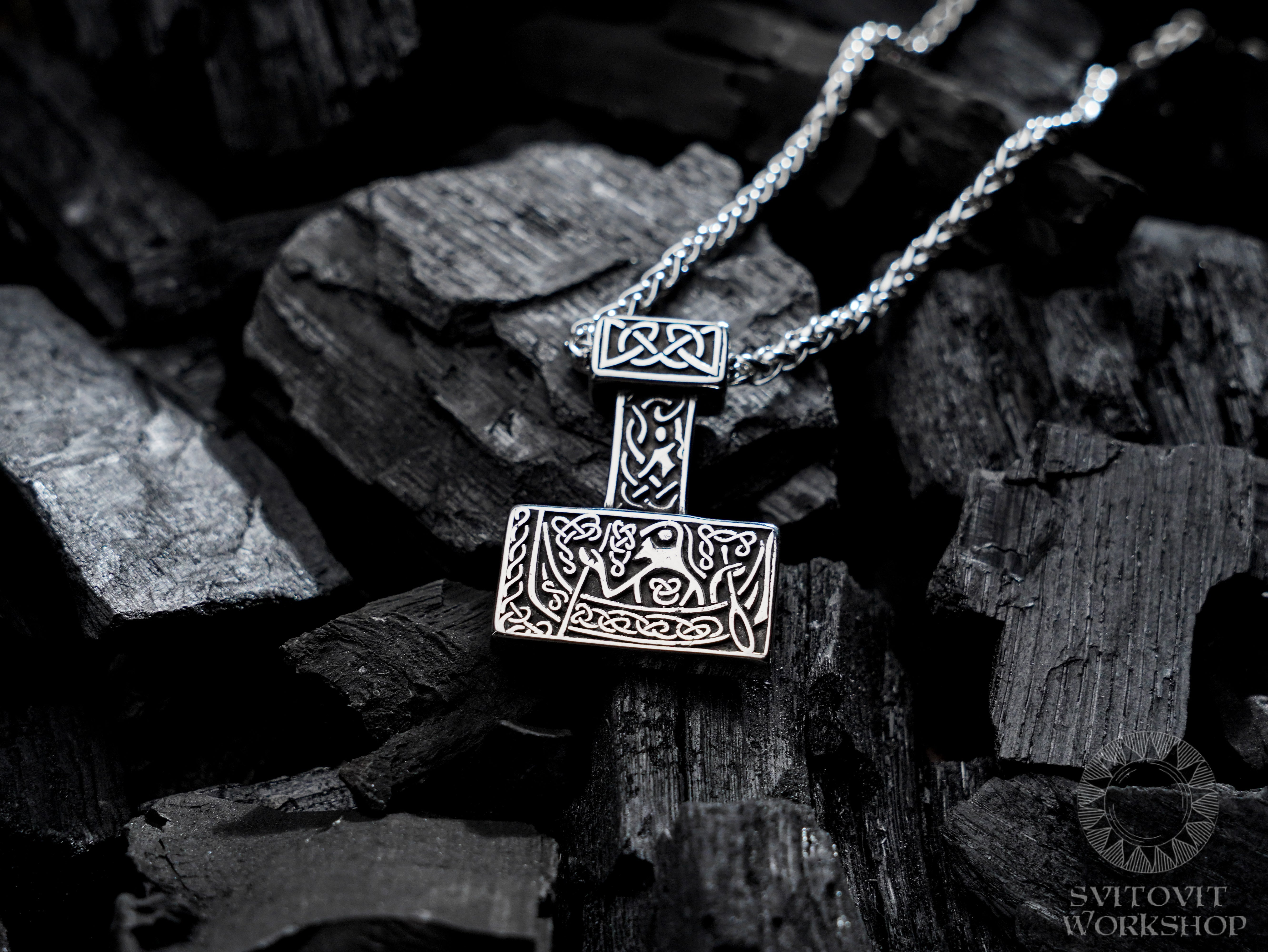 Large Mjolnir necklace • 5-7 days delivery guarantee