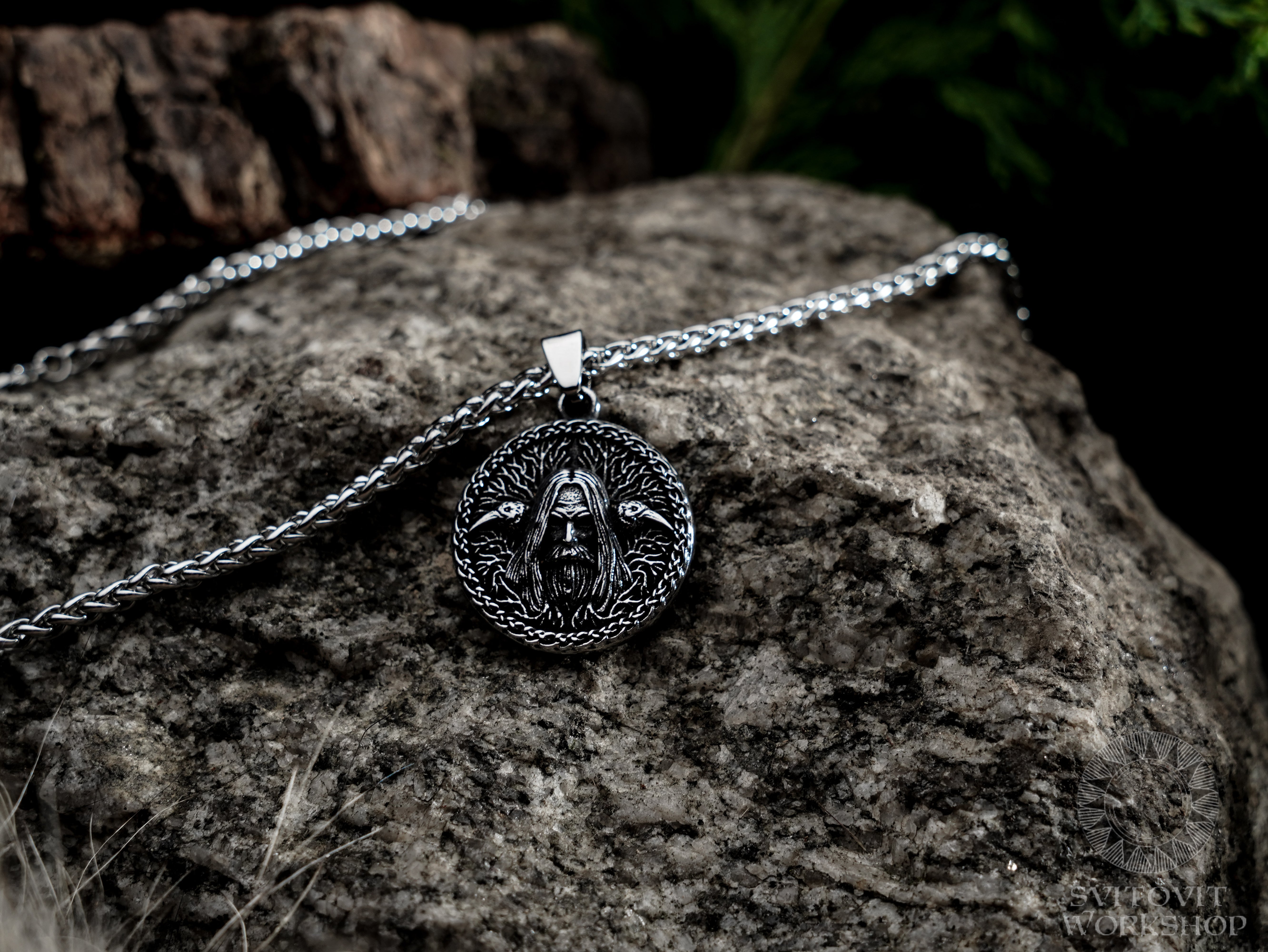 Odin necklace • 5-7 days delivery guarantee