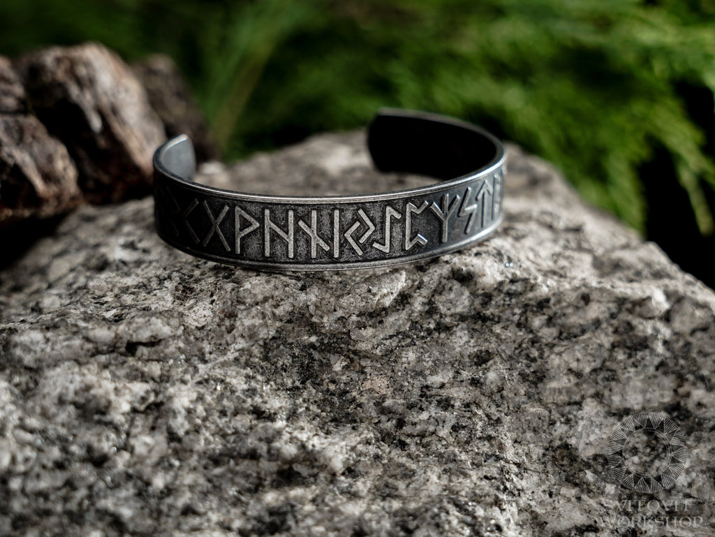 Norse bangle with runes
