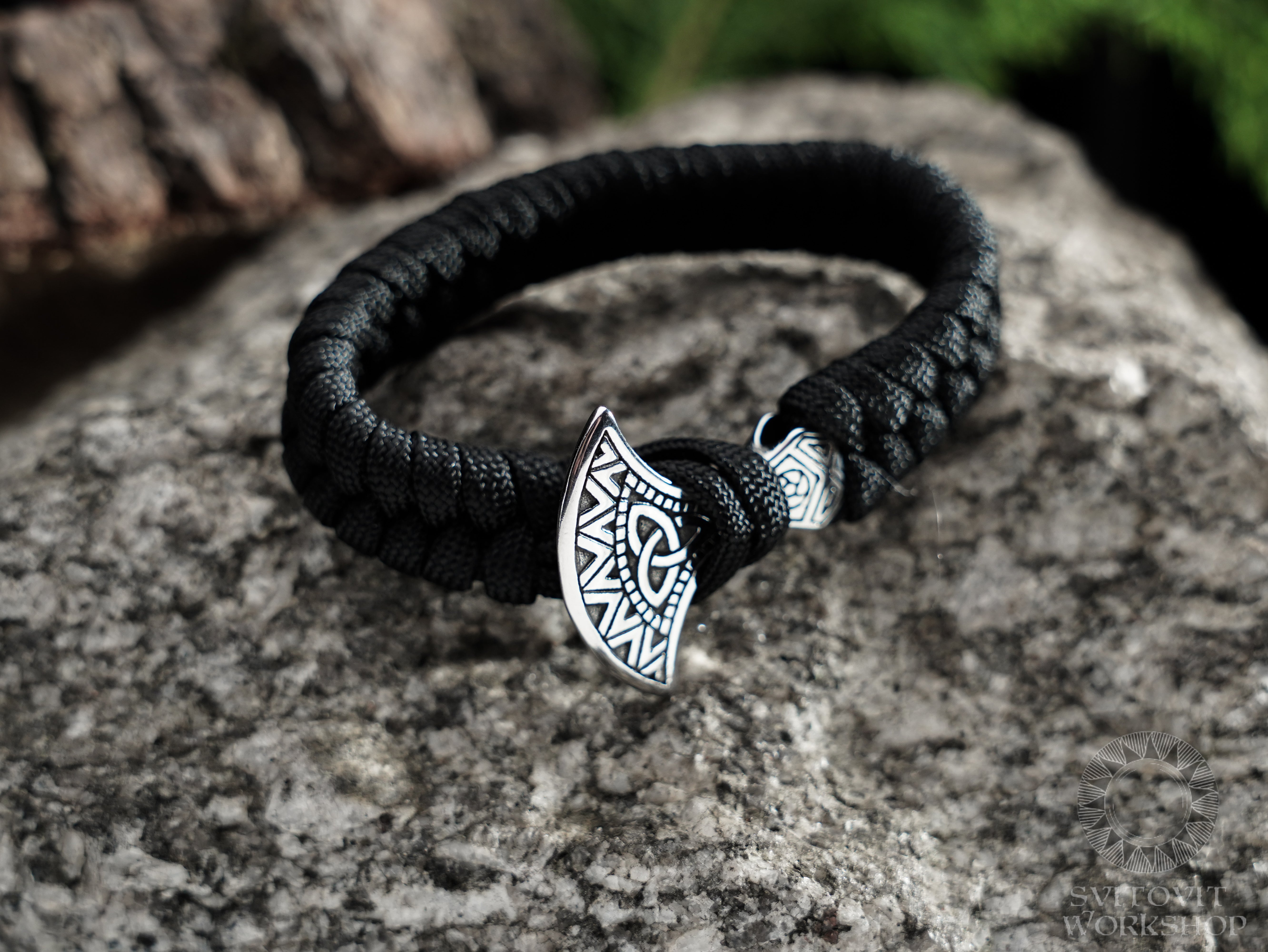 Engraved viking bracelet