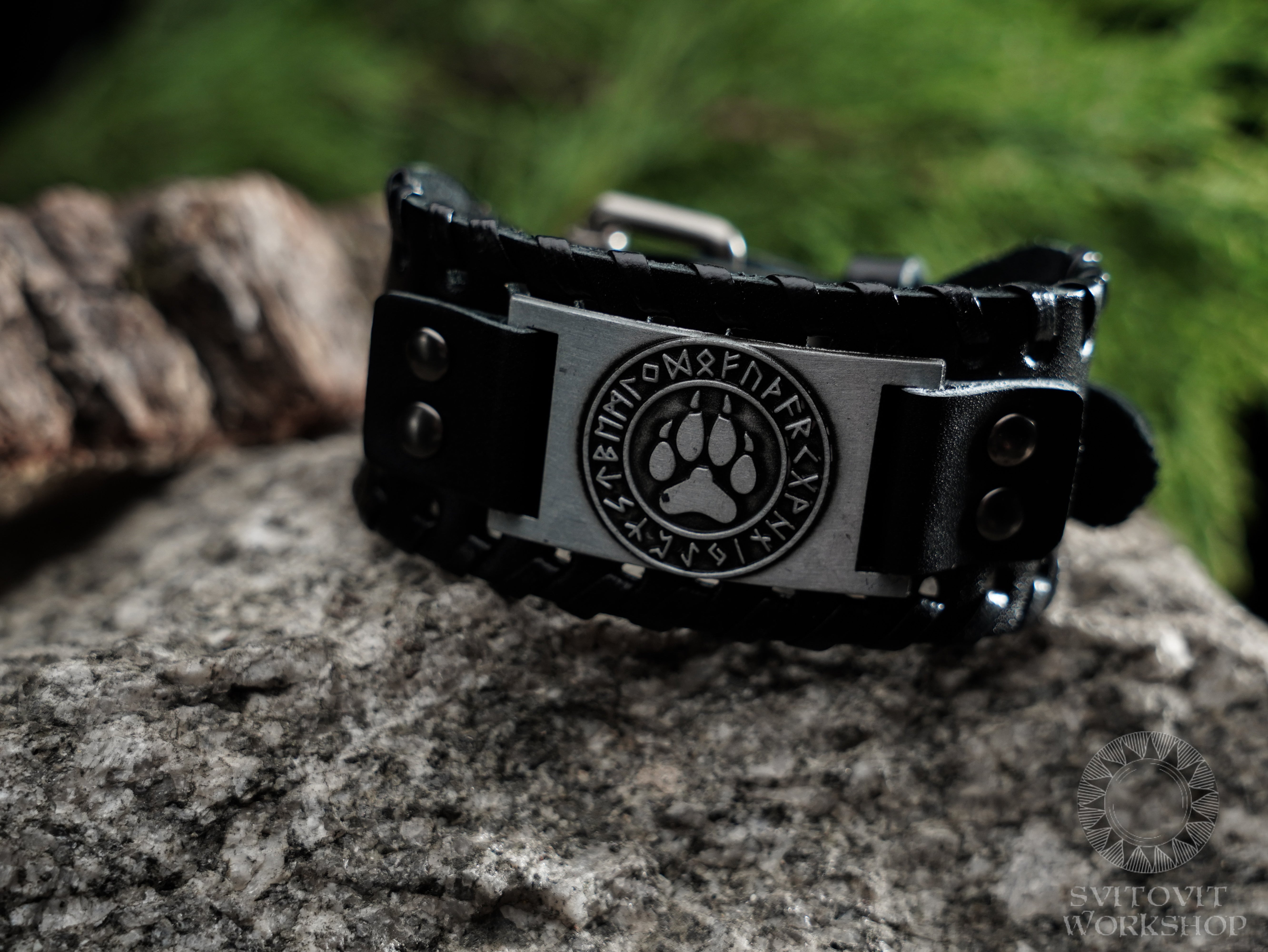 Wolf paw norse bracelet