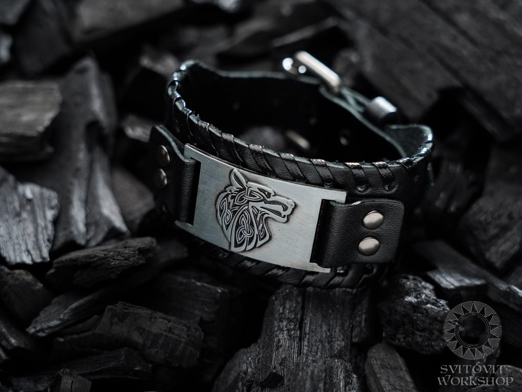 Norse wolf armring 