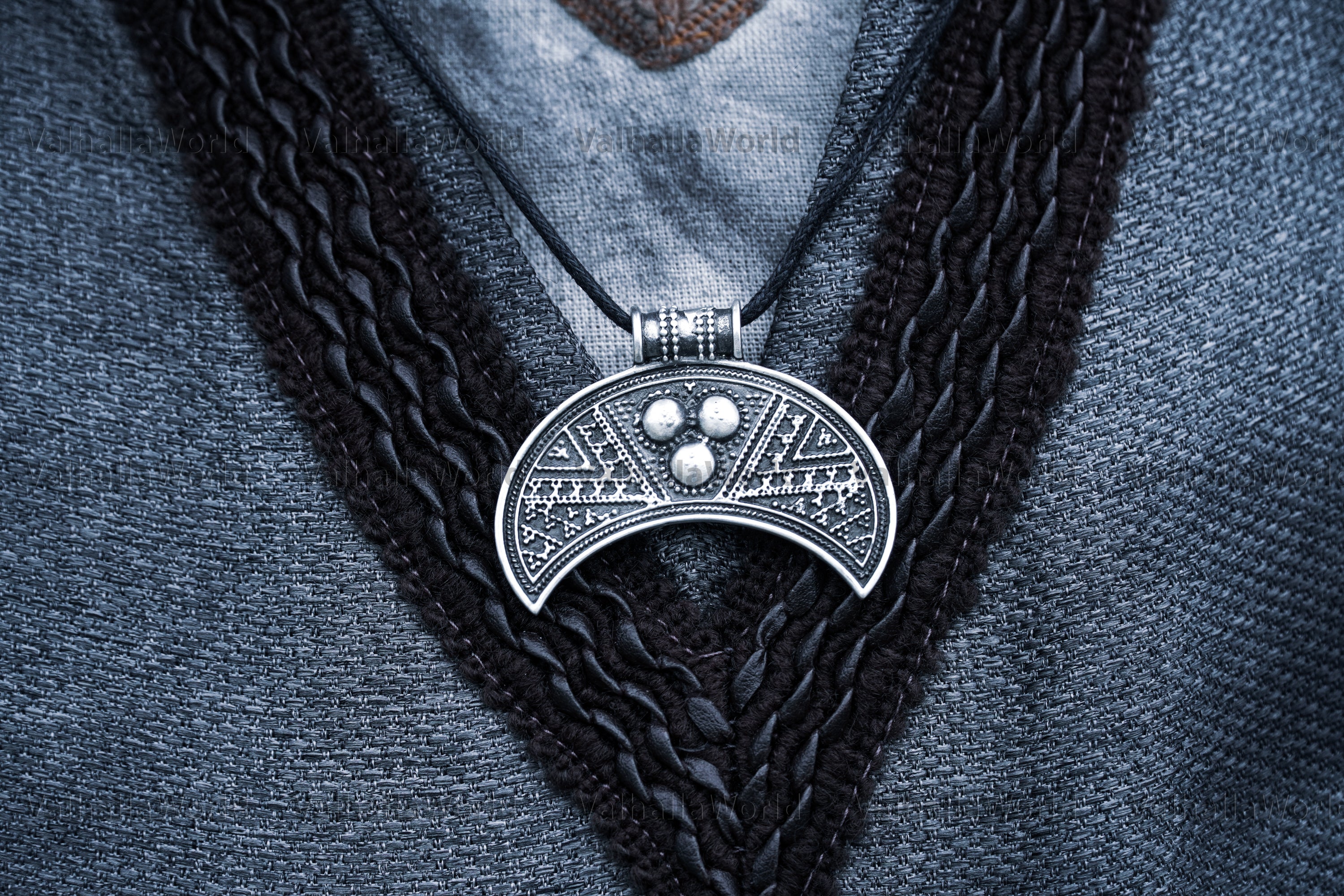 Lunula Slavic Pendant - Valhallaworld
