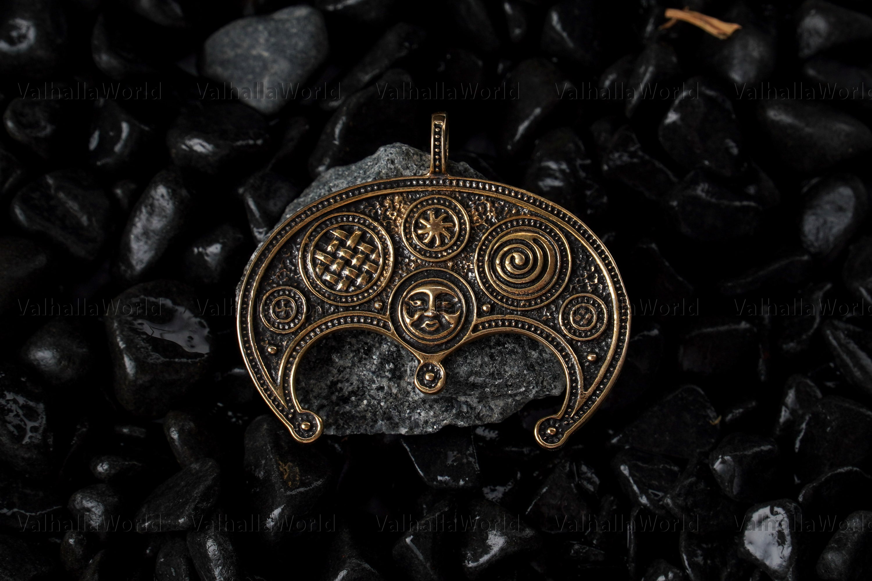 Lunitsa Pendant - Valhallaworld