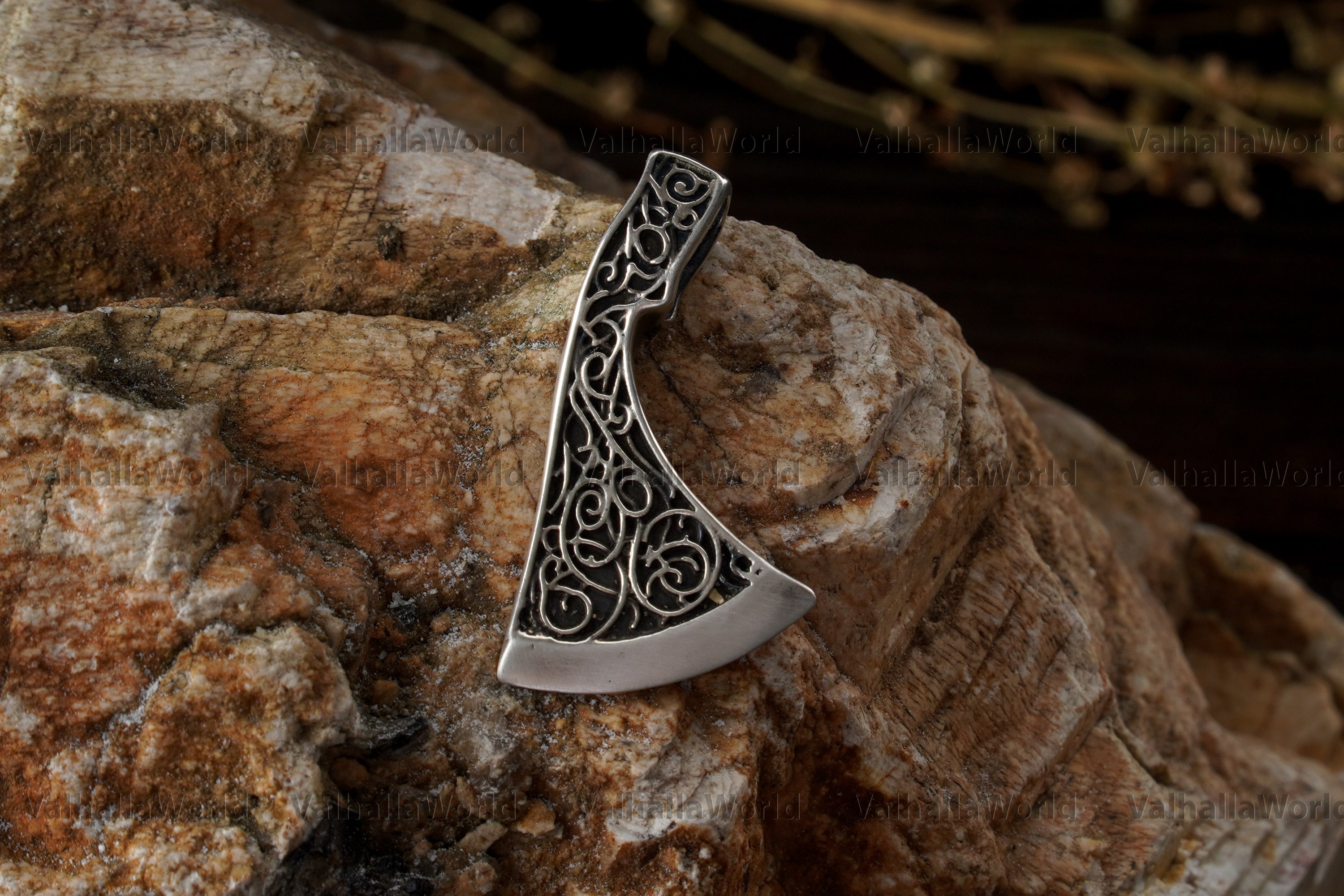 Perun Axe Pendant - Valhallaworld