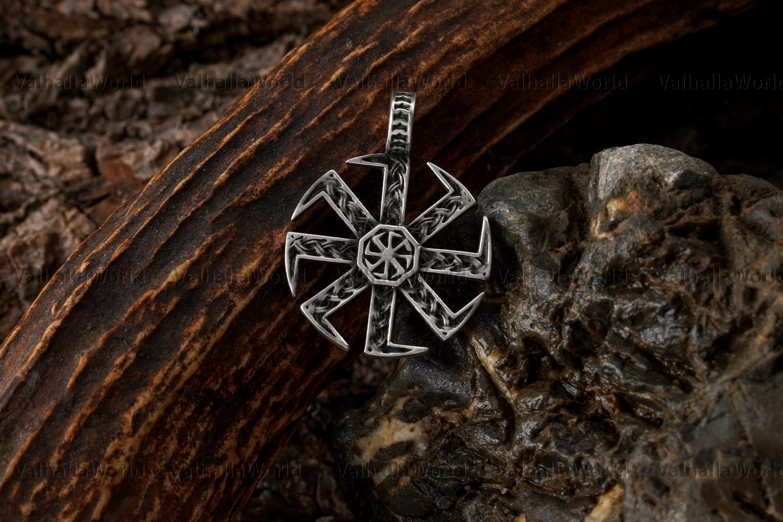 Kolovrat Slavic Pendant - Valhallaworld