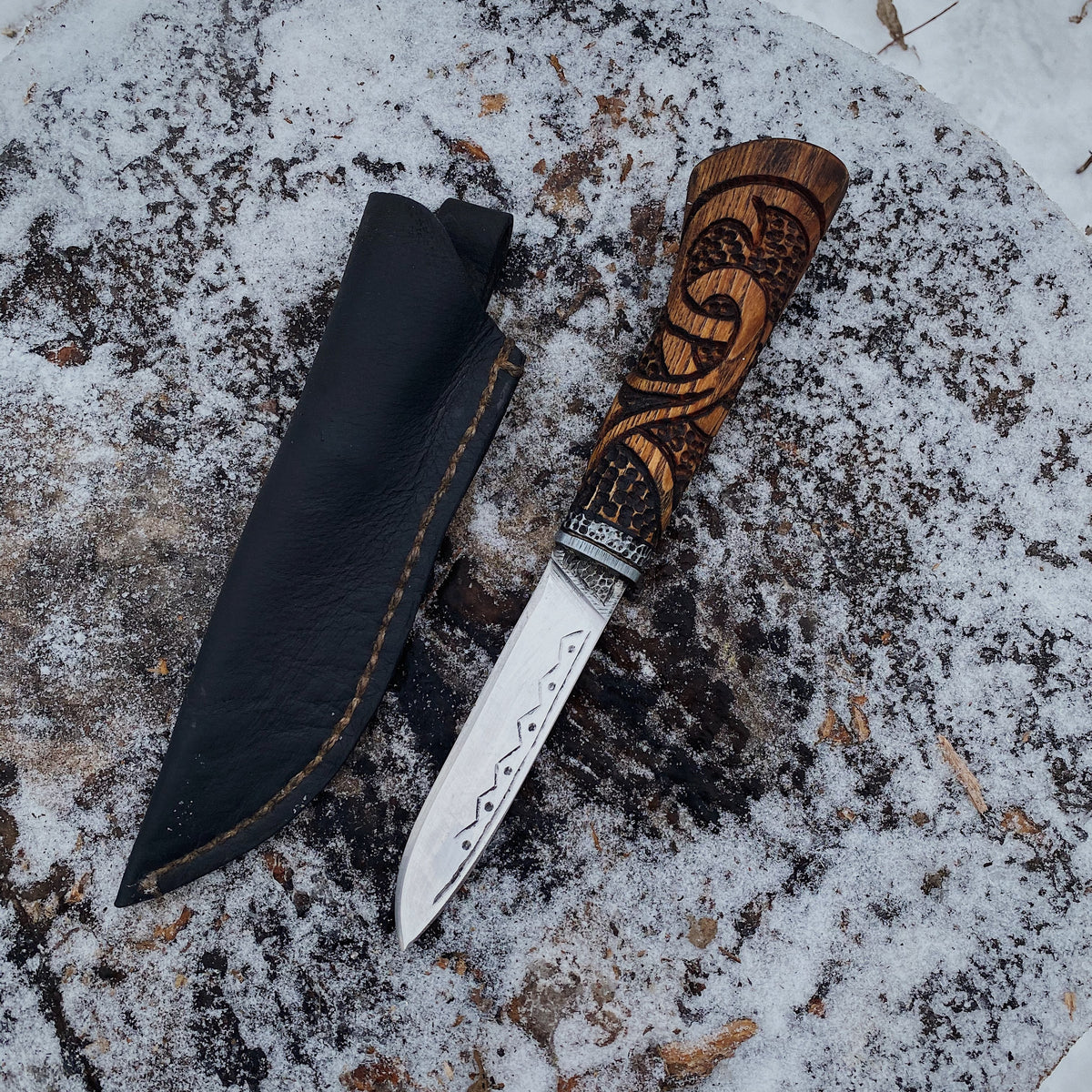 Forge Viking Knife