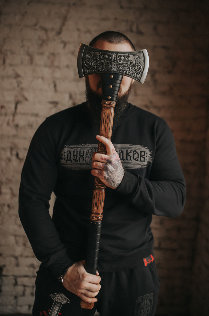 two handed viking axe
