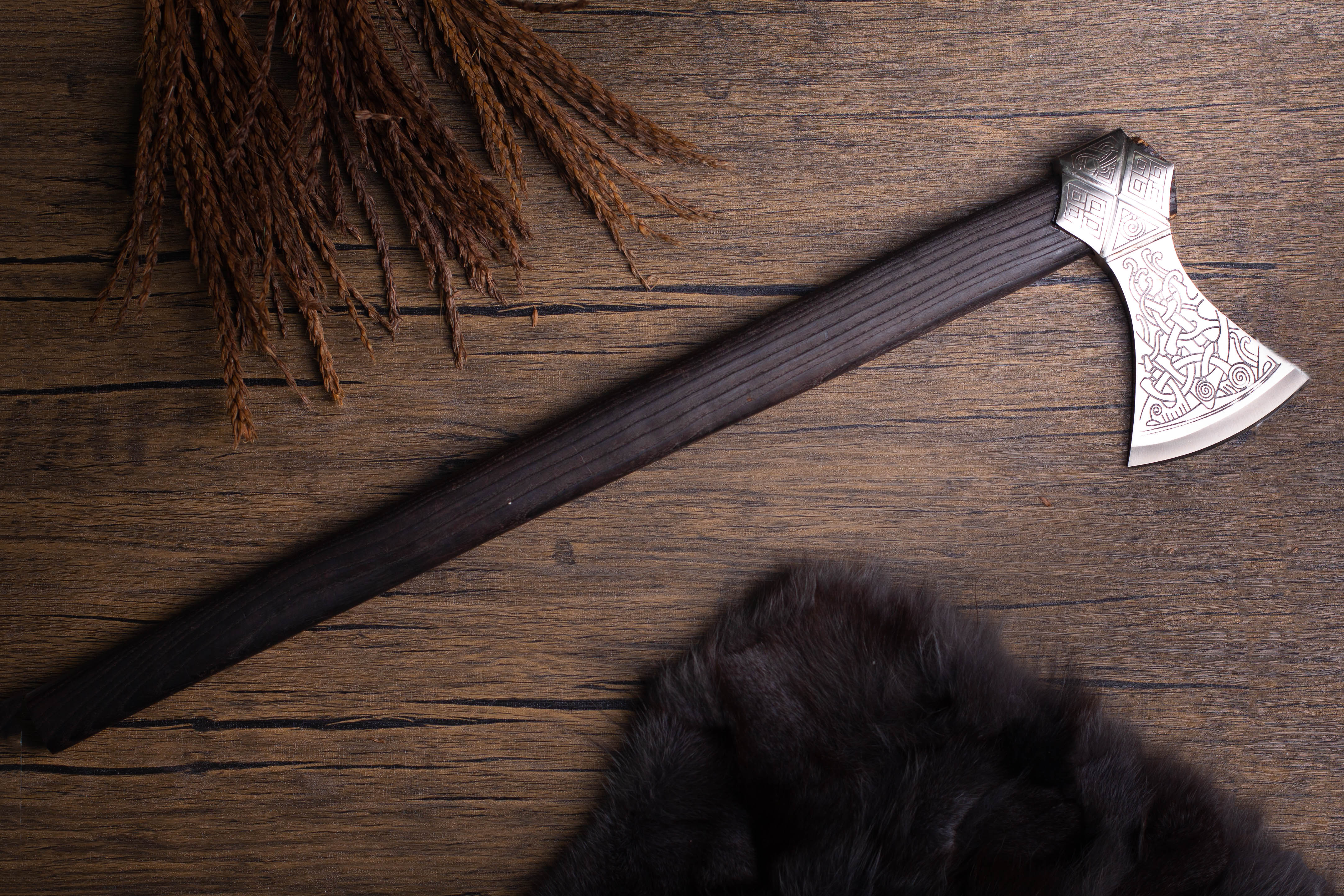 Engraved dane axe