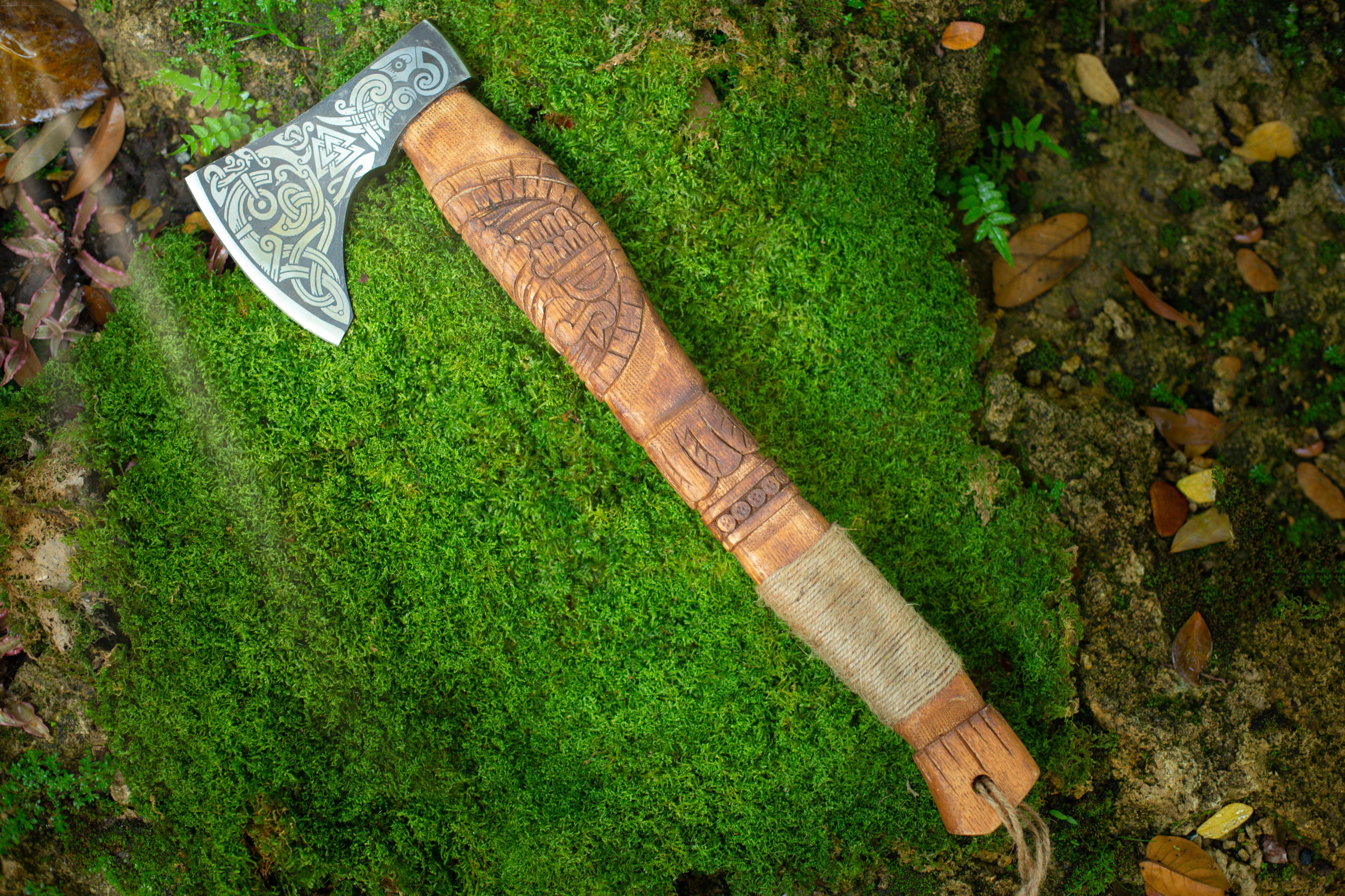 Engraved Viking axe - Raven, 7 days delivery