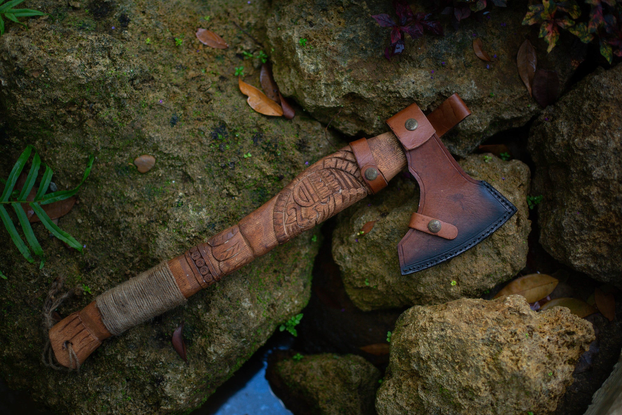 Engraved Viking axe - Raven, 7 days delivery