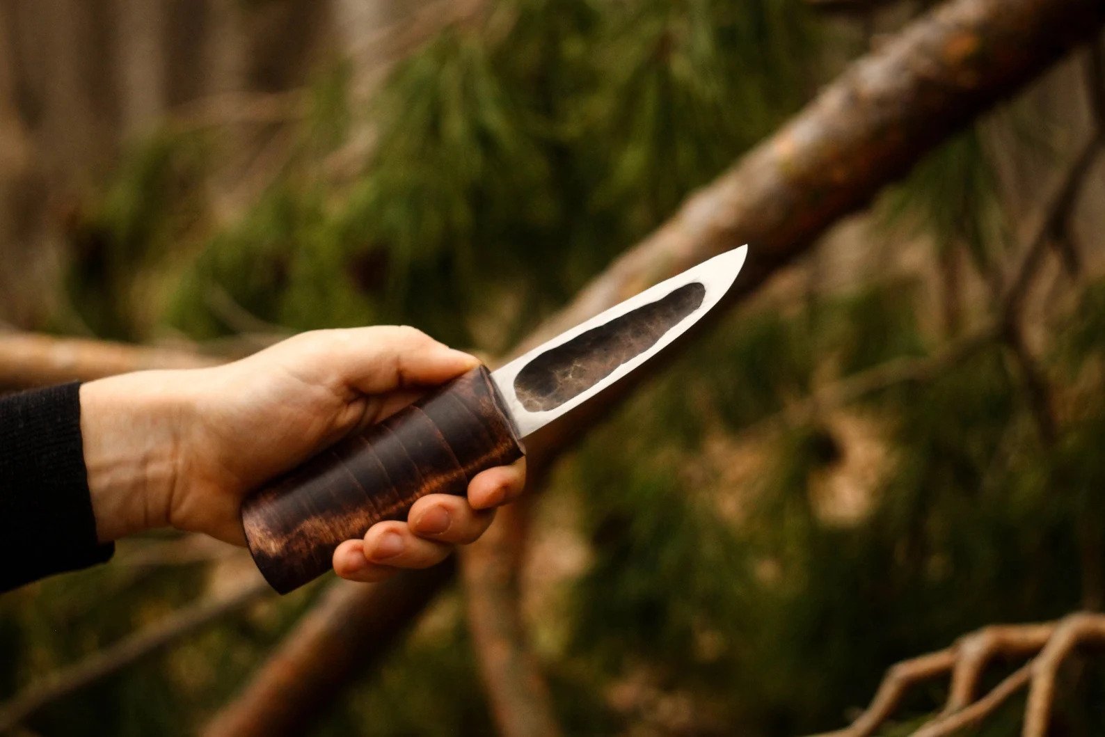 Custom hunting knife