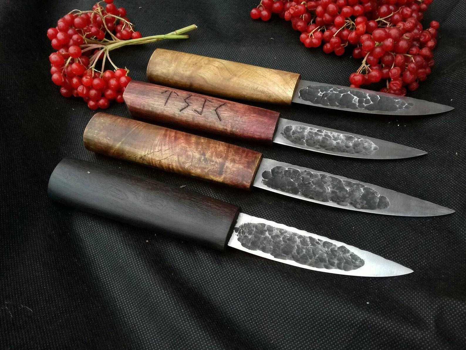 Small yakut knife for sale