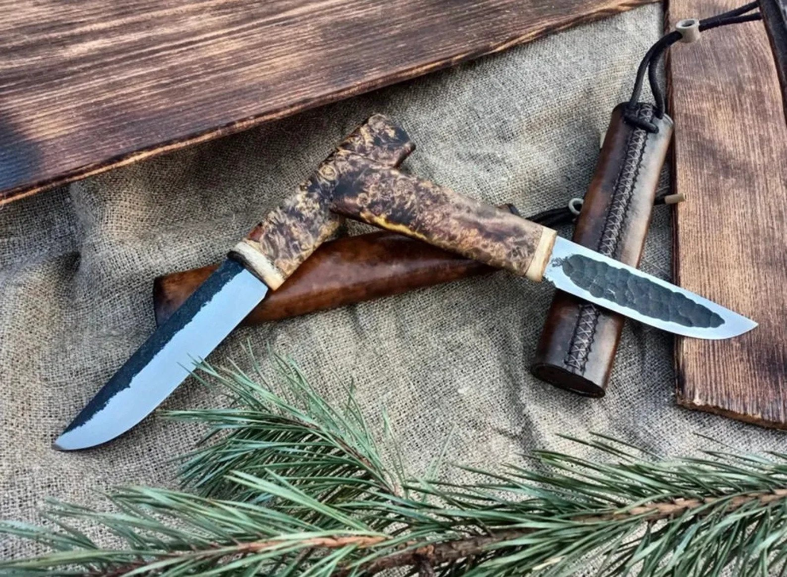 Custom yakut knife