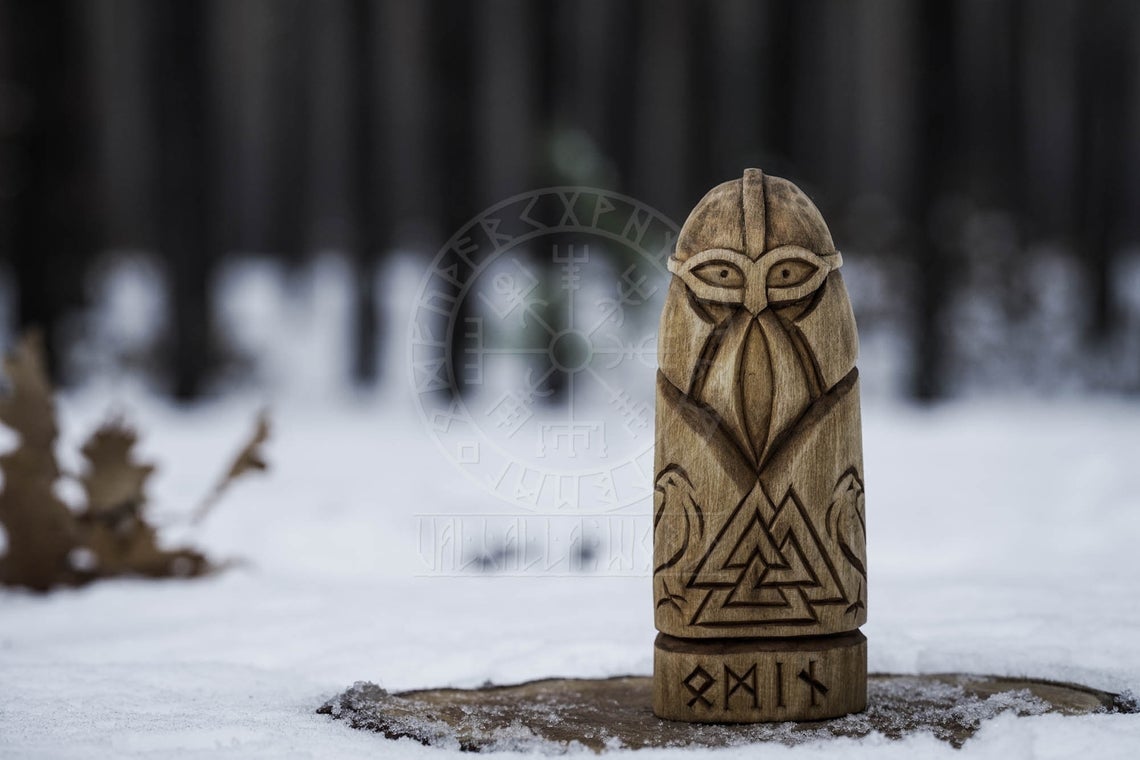 odin figurine