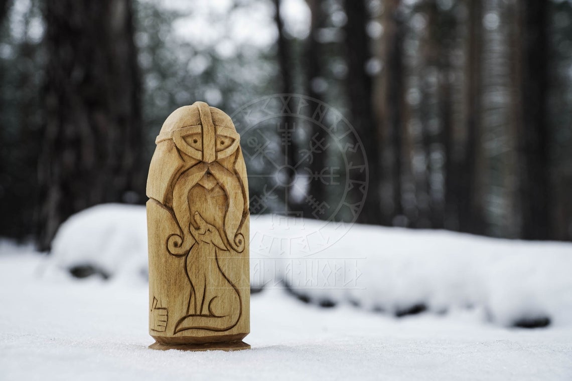 Tyr viking god