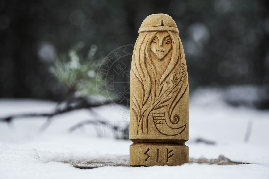 Sif figurine