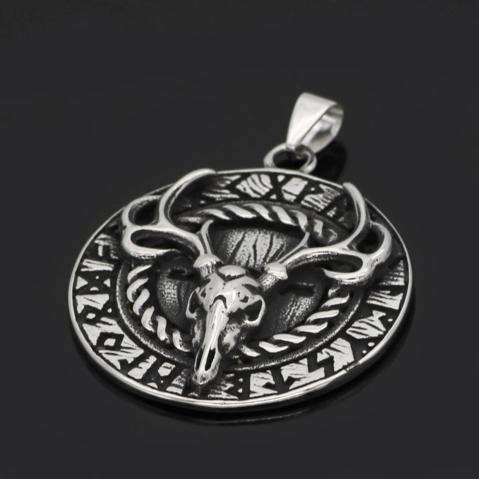Runic Deer Norse Necklace • 5-7 days delivery within USA
