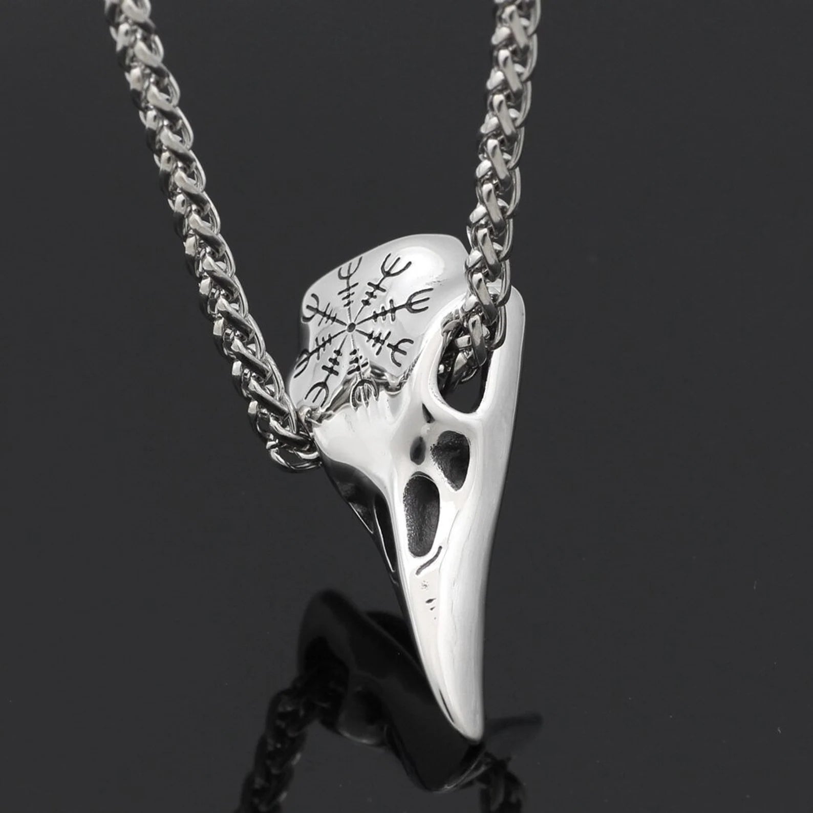 Raven Skull Necklace • 5-7 days delivery within USA