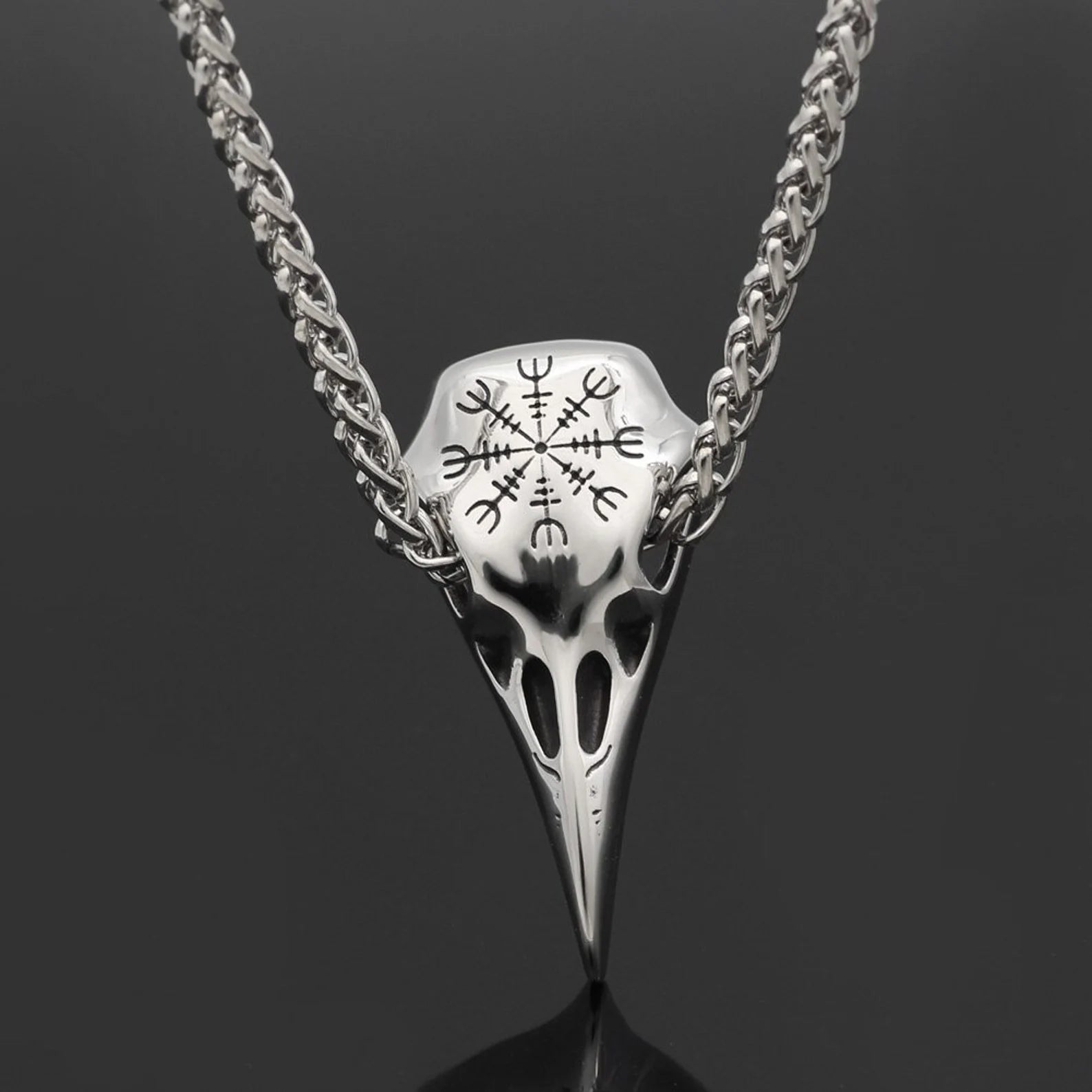 Raven Skull Necklace • 5-7 days delivery within USA