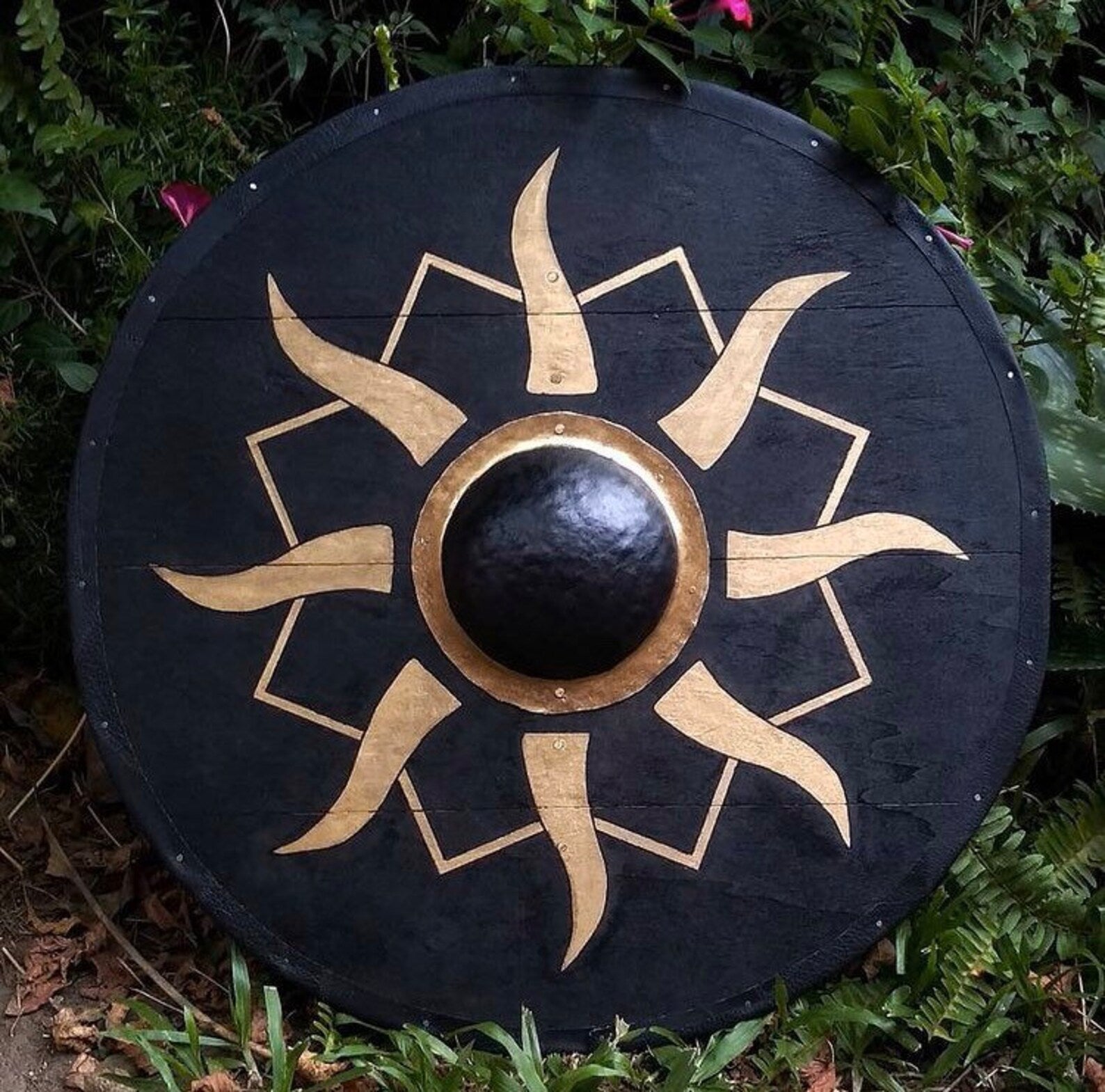 Round buhurt shield