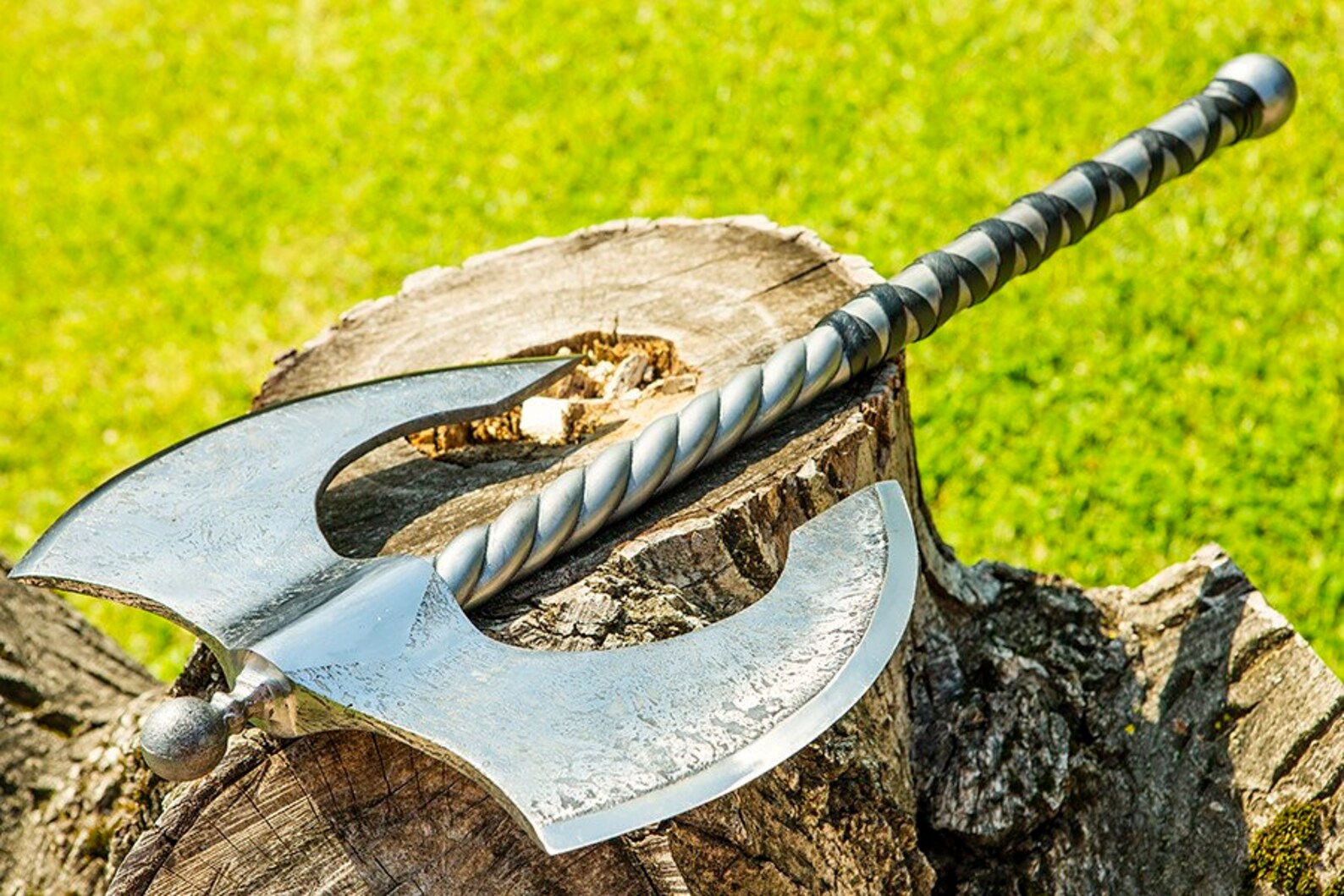 Double sided Damascus axe