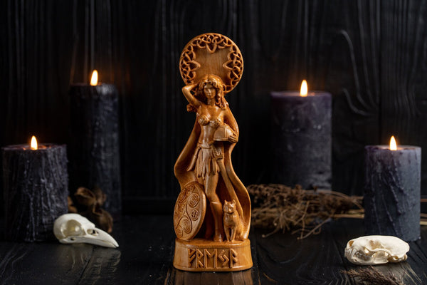 Freyja wooden statue