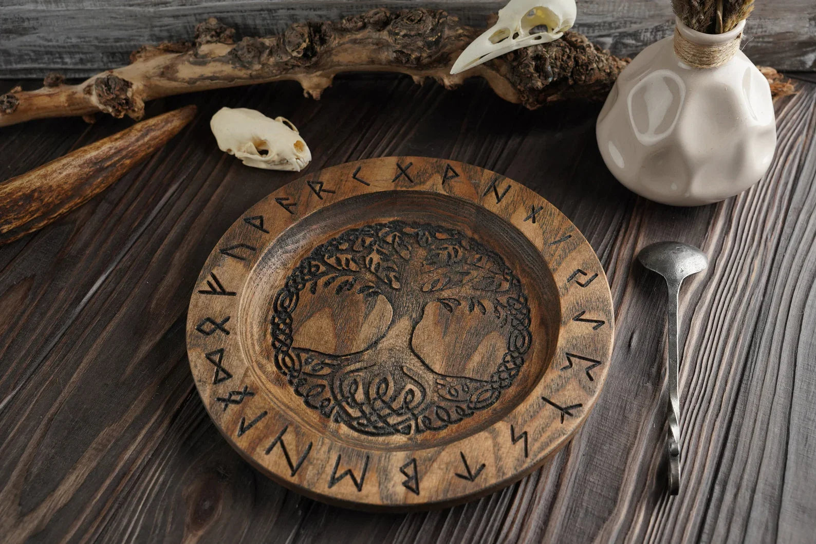 Yggdrasil Viking plate