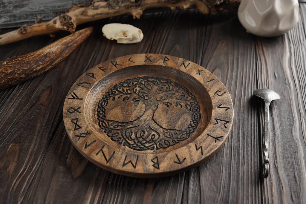 Authentic wooden plate
