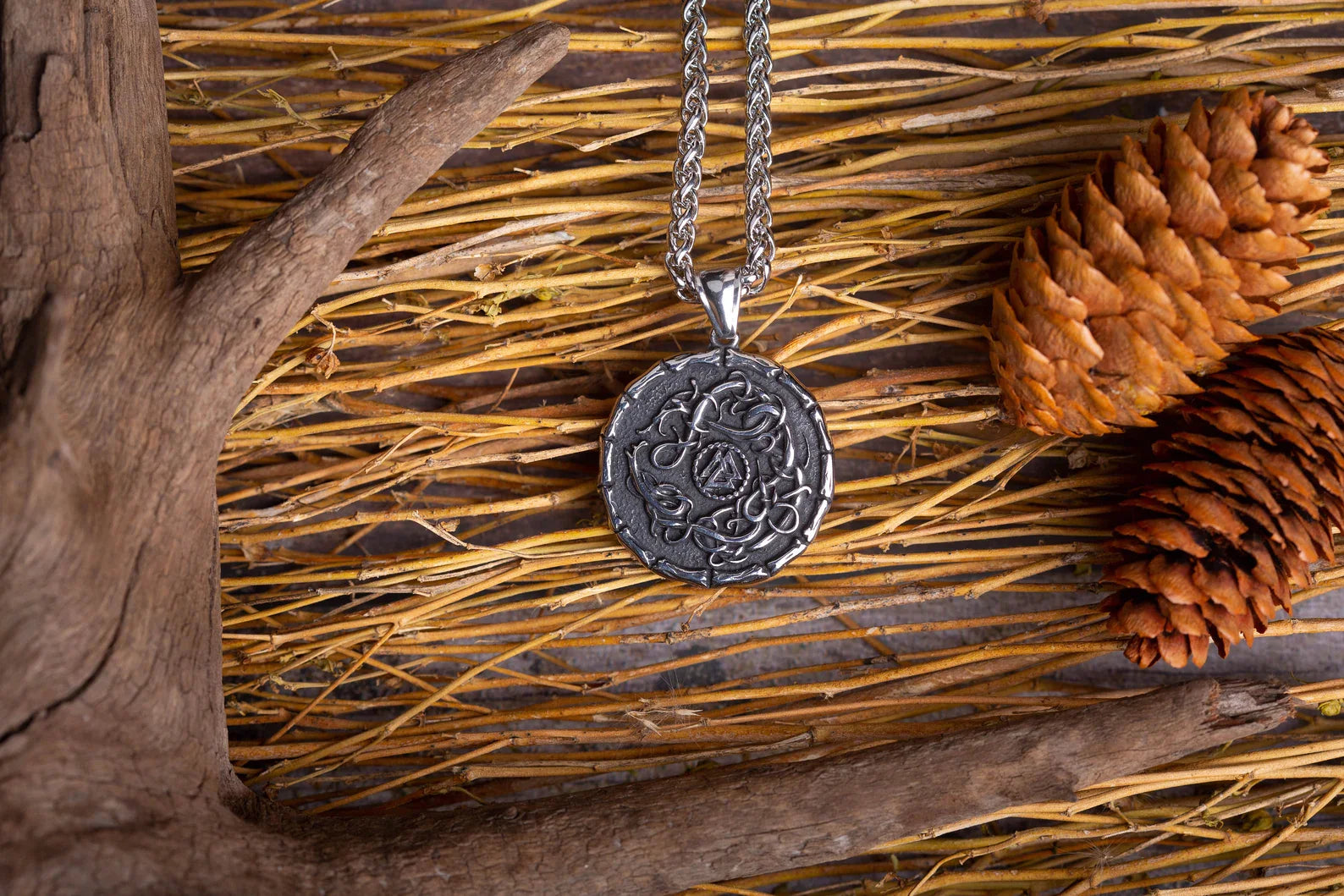 Valknut Jormungand necklace • 5-7 days delivery guarantee