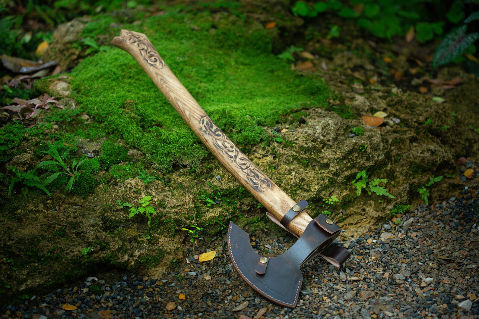 Engraved Norse axe• 5-7 days delivery guarantee