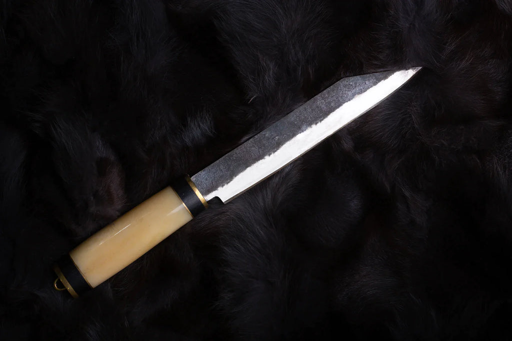 Engraved norse knife